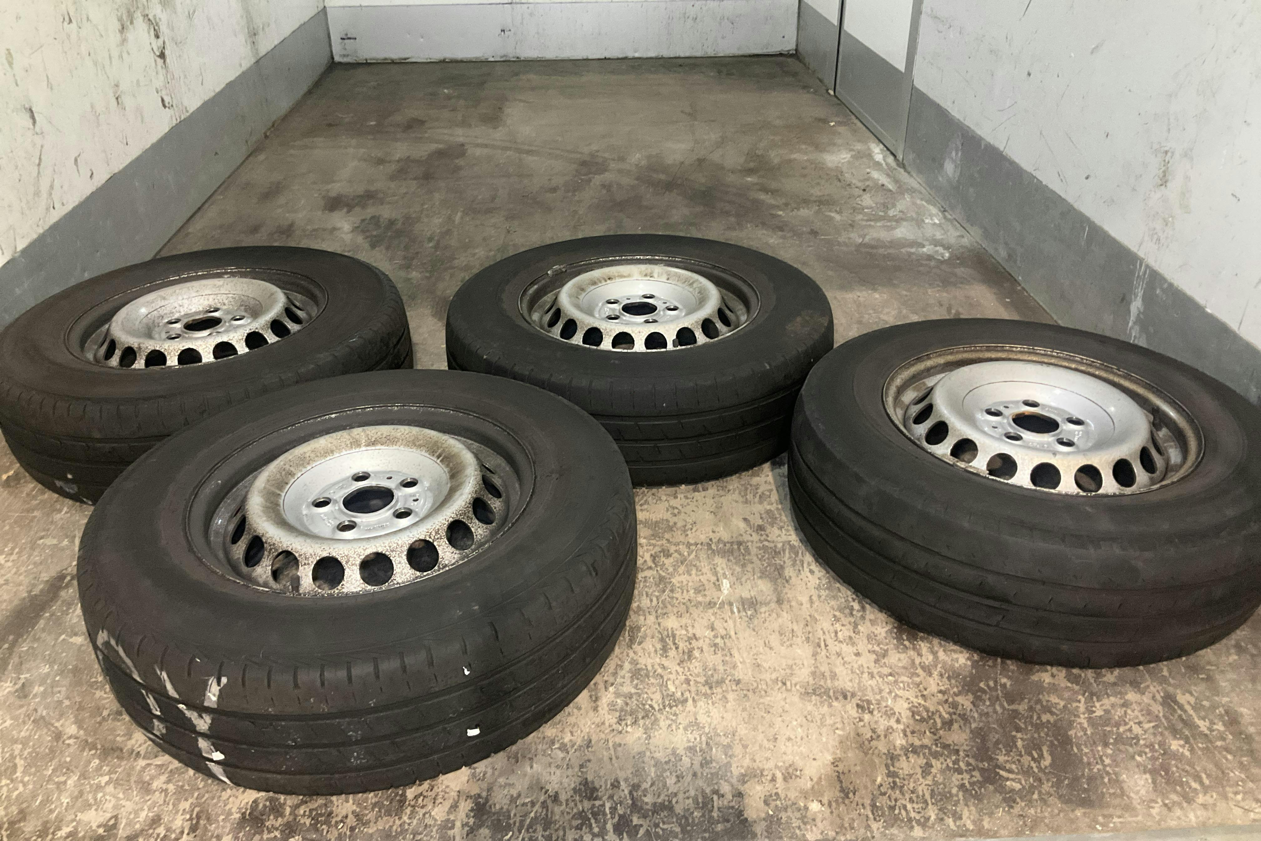 VW Crafter 35 2.0 TDI Volymskåp (177hk) - 128 270 km - Automatic - white - 2019