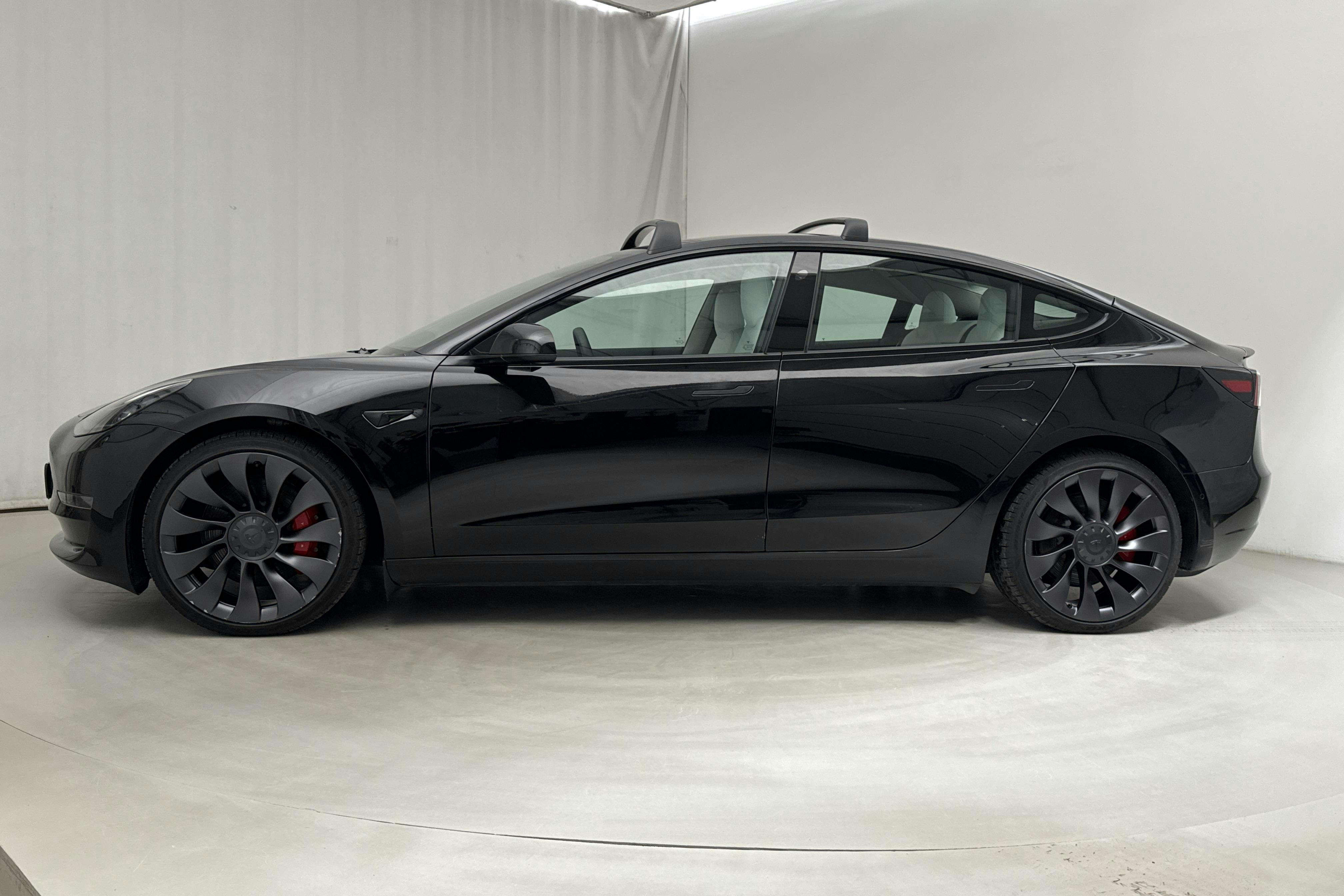 Tesla Model 3 Performance AWD - 19 000 km - Automatic - black - 2021