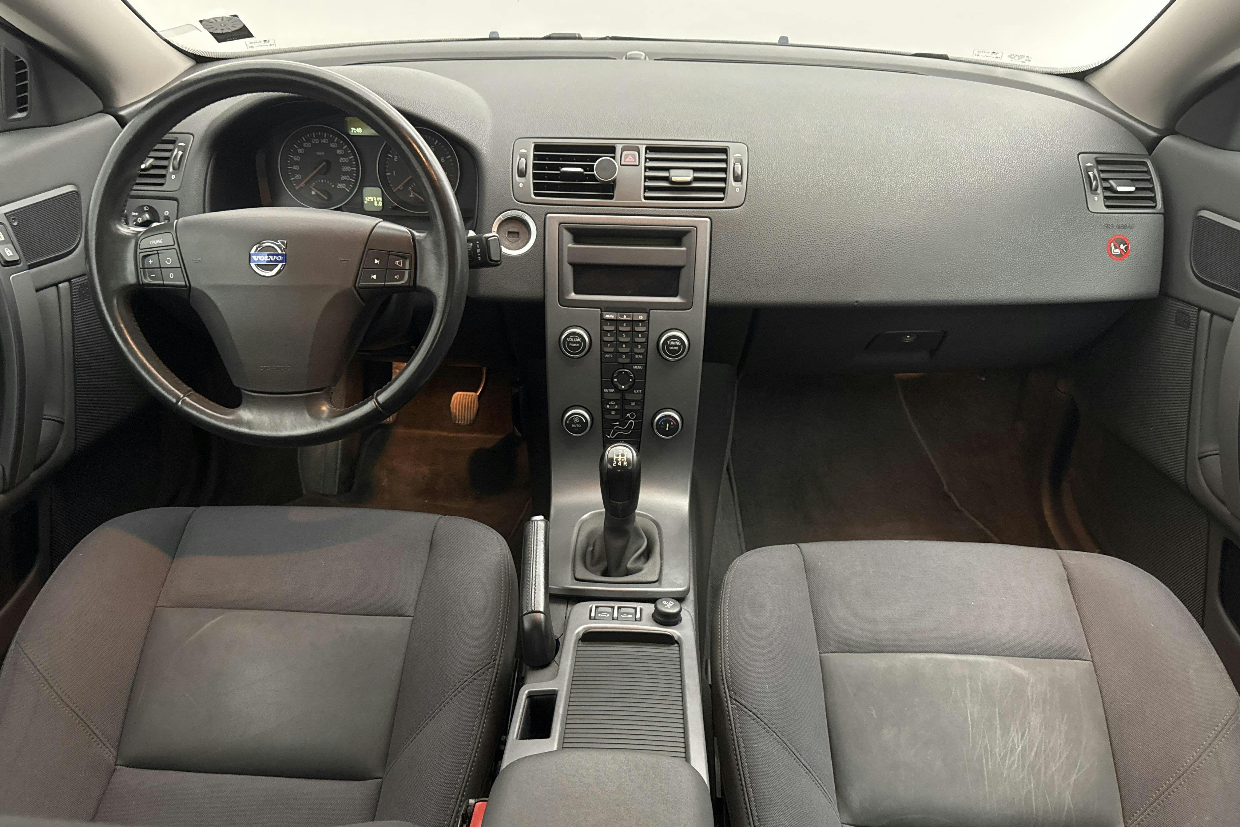 Volvo C70 2.4 Cabriolet (140hk) - 129 720 km - Manual - Light Blue - 2008