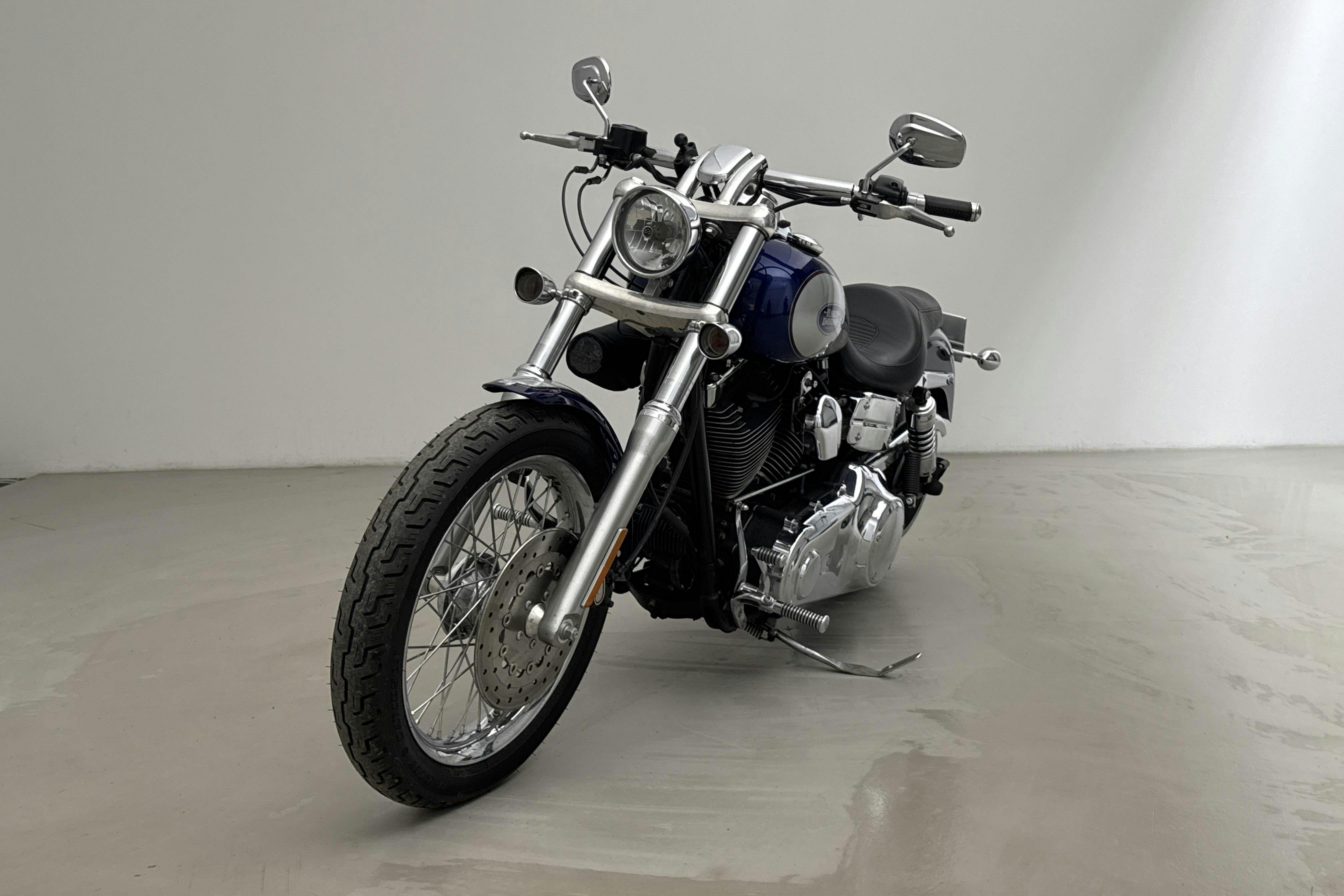 HARLEY-DAVIDSON FXDLI FXDLI Dyna Low Rider Motorcykel - 3 278 mil - Manuell - 2006