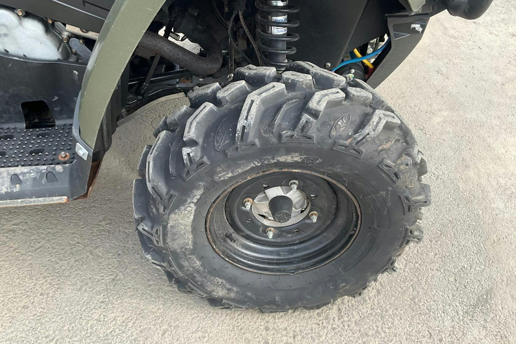 Polaris Sportsman Forrest 800 6X6 Big Boss -  - Automaattinen - vihreä - 2014