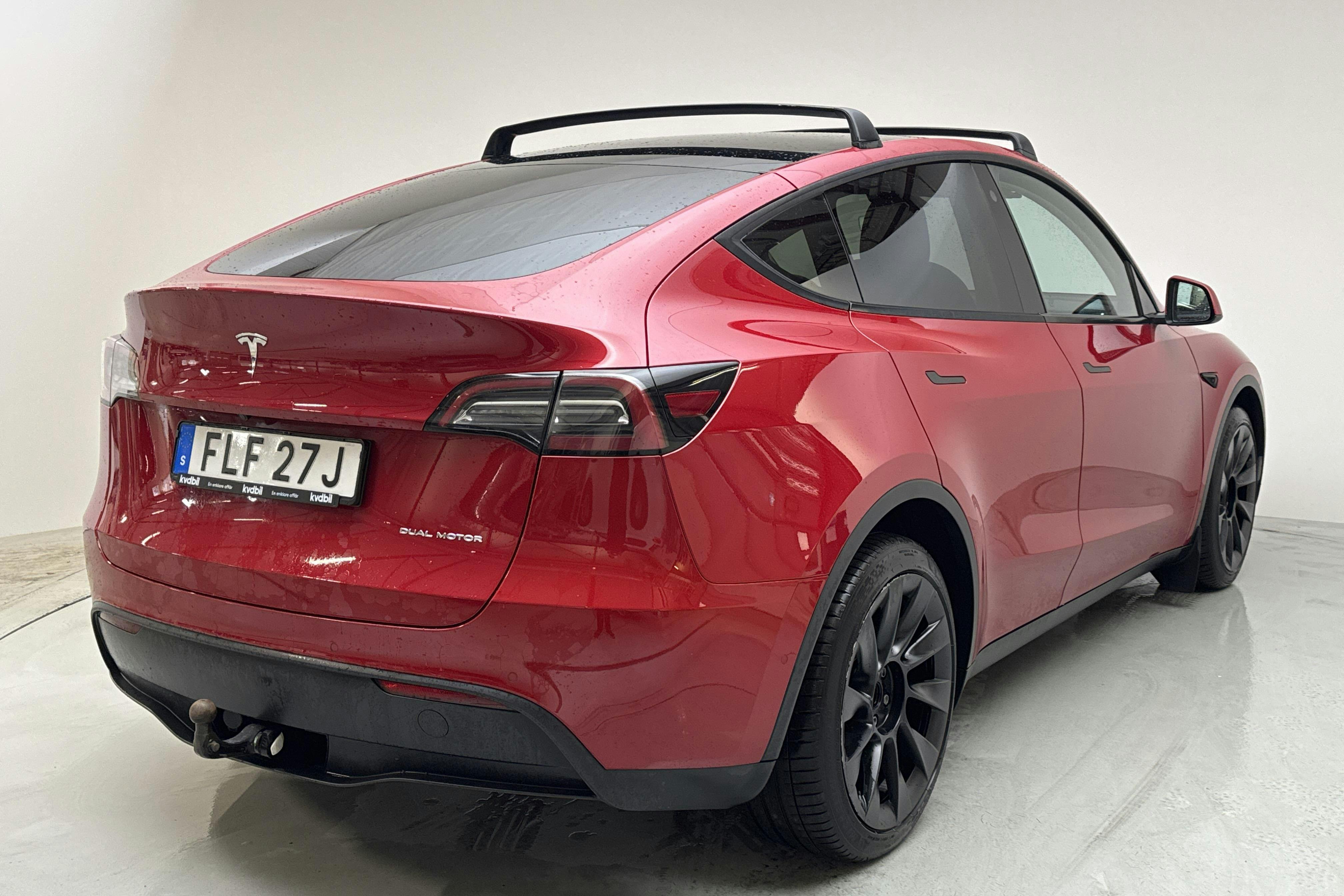 Tesla Model Y Long Range Dual Motor AWD - 87 980 km - Automaattinen - punainen - 2022
