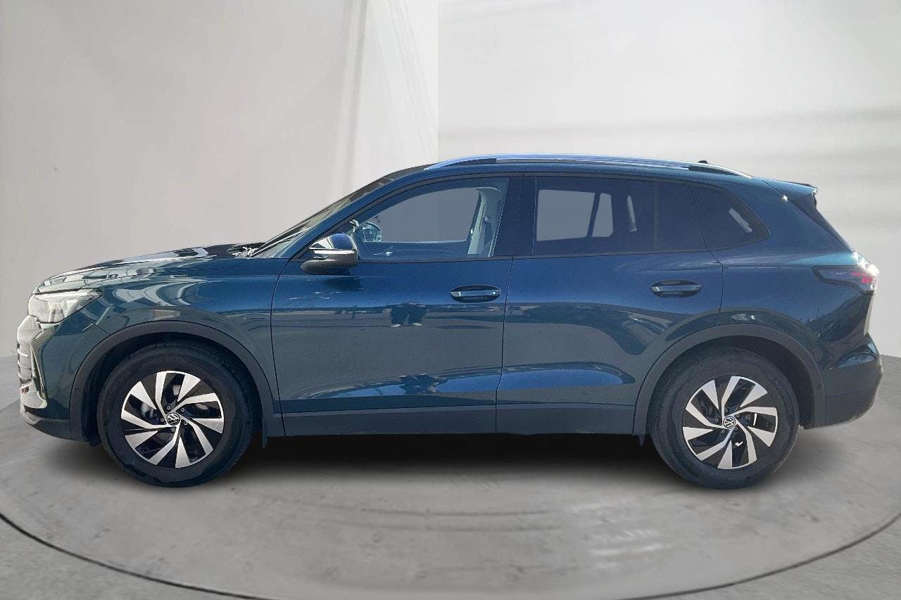 VW Tiguan 1.5 TSI (150hk) - 3 643 mil - Automat - blå - 2024