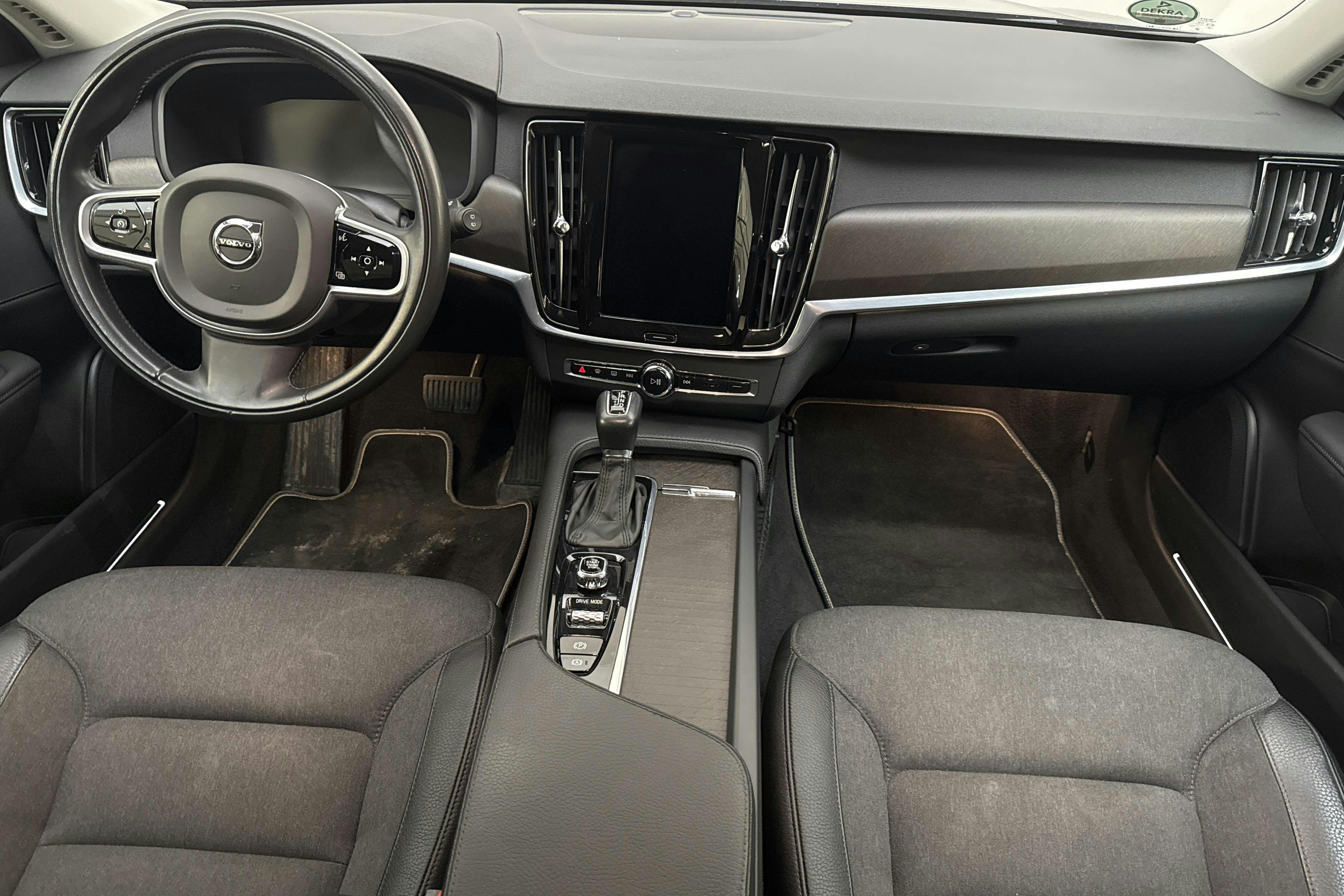 Volvo V90 D4 Cross Country AWD (190hk) - 115 970 km - Automatic - gray - 2020