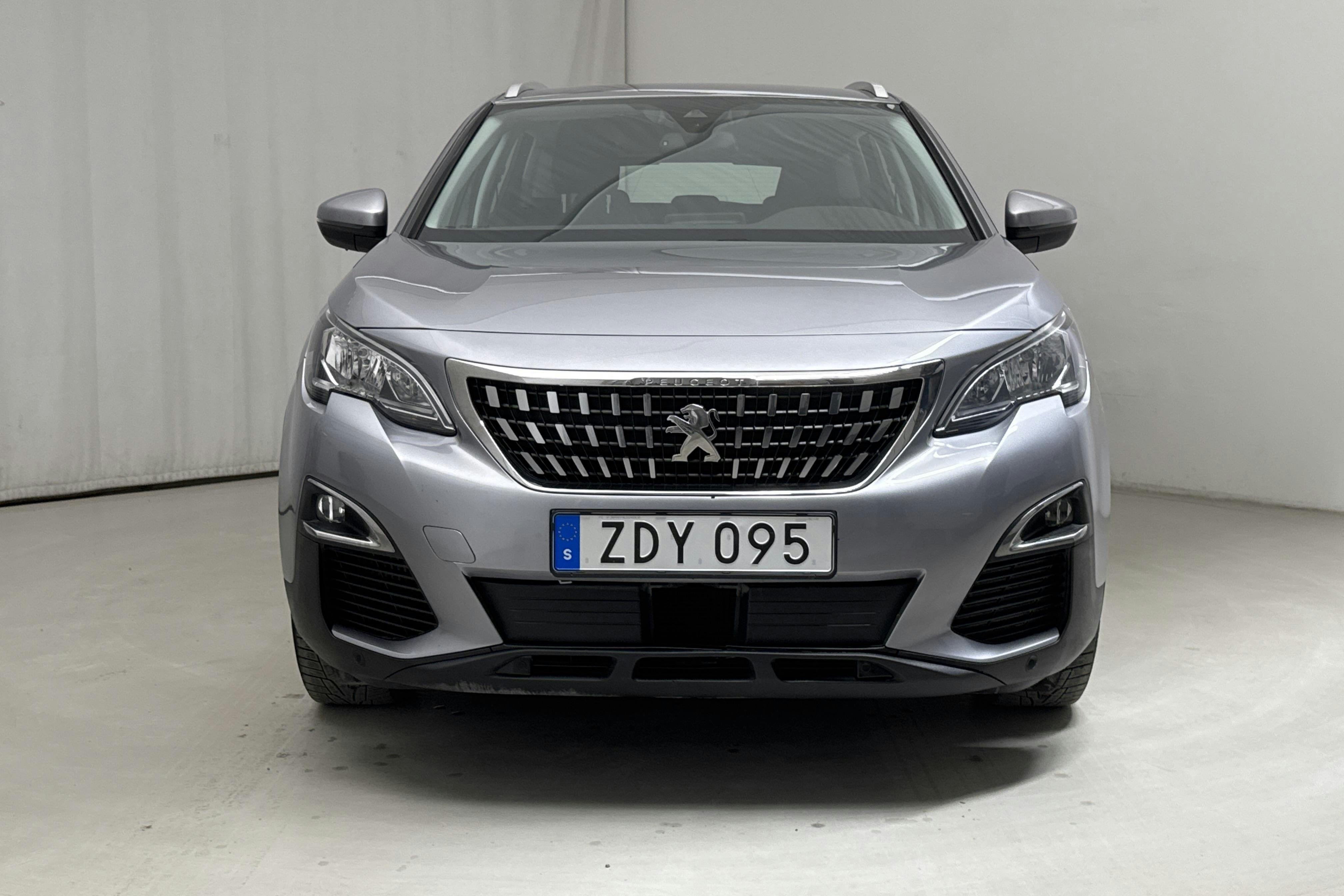 Peugeot 3008 1.2 PureTech (130hk) - 110 380 km - Automaatne - Light Grey - 2018