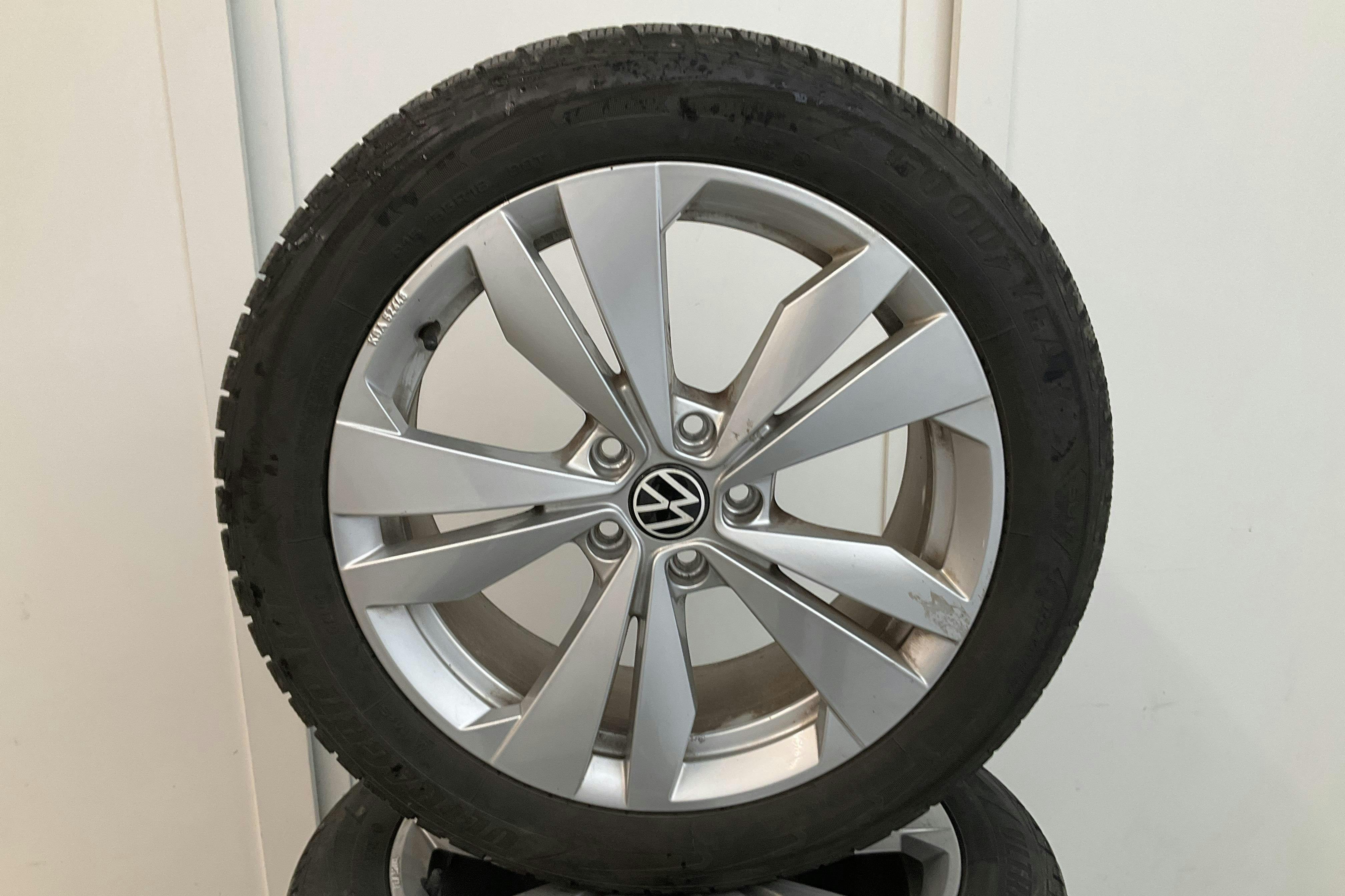 VW ID.3 58kWh (204hk) - 66 980 km - Automaatne - valge - 2023