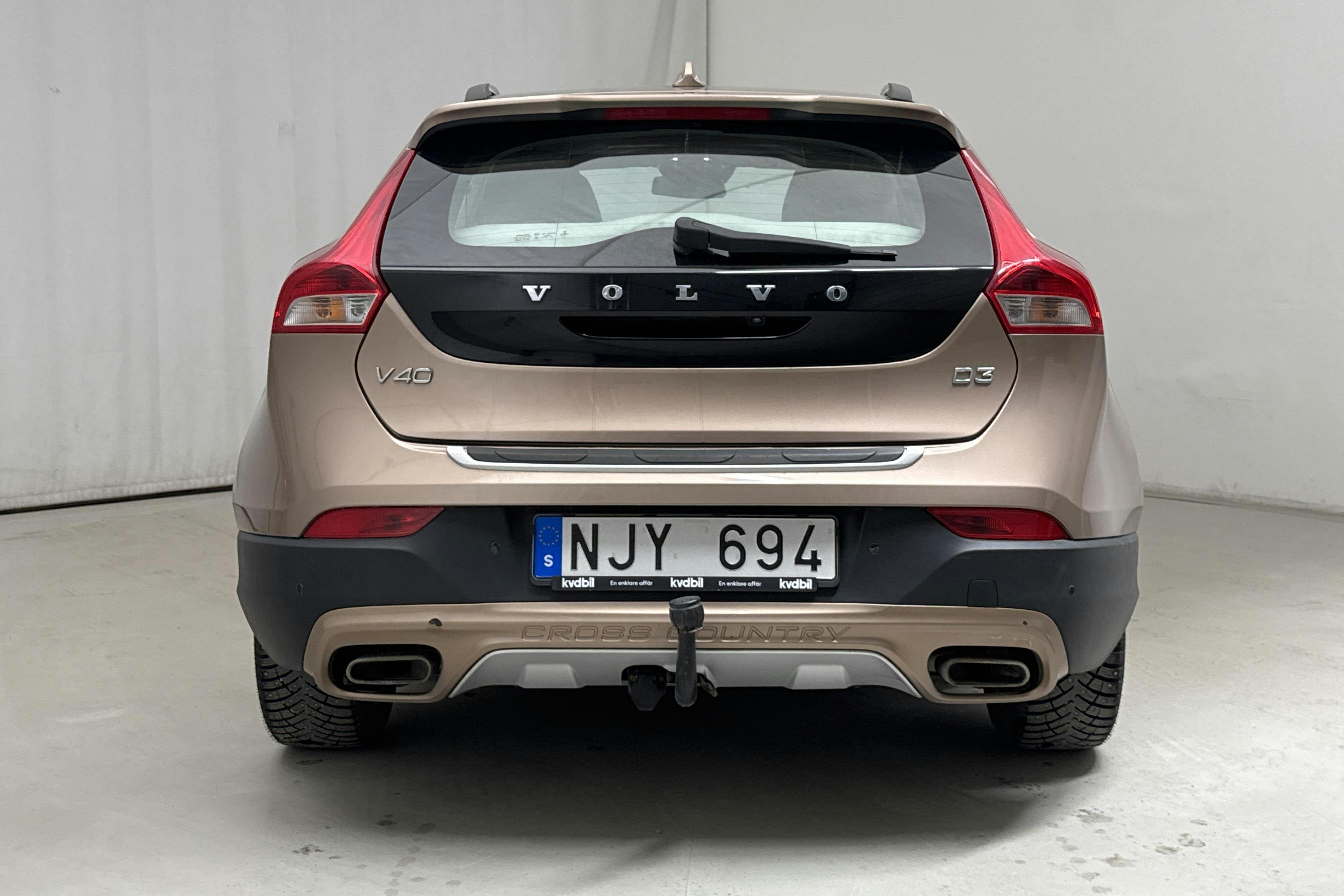Volvo V40 Cross Country D3 (150hk) - 170 540 km - Automatyczna - brązowy - 2014