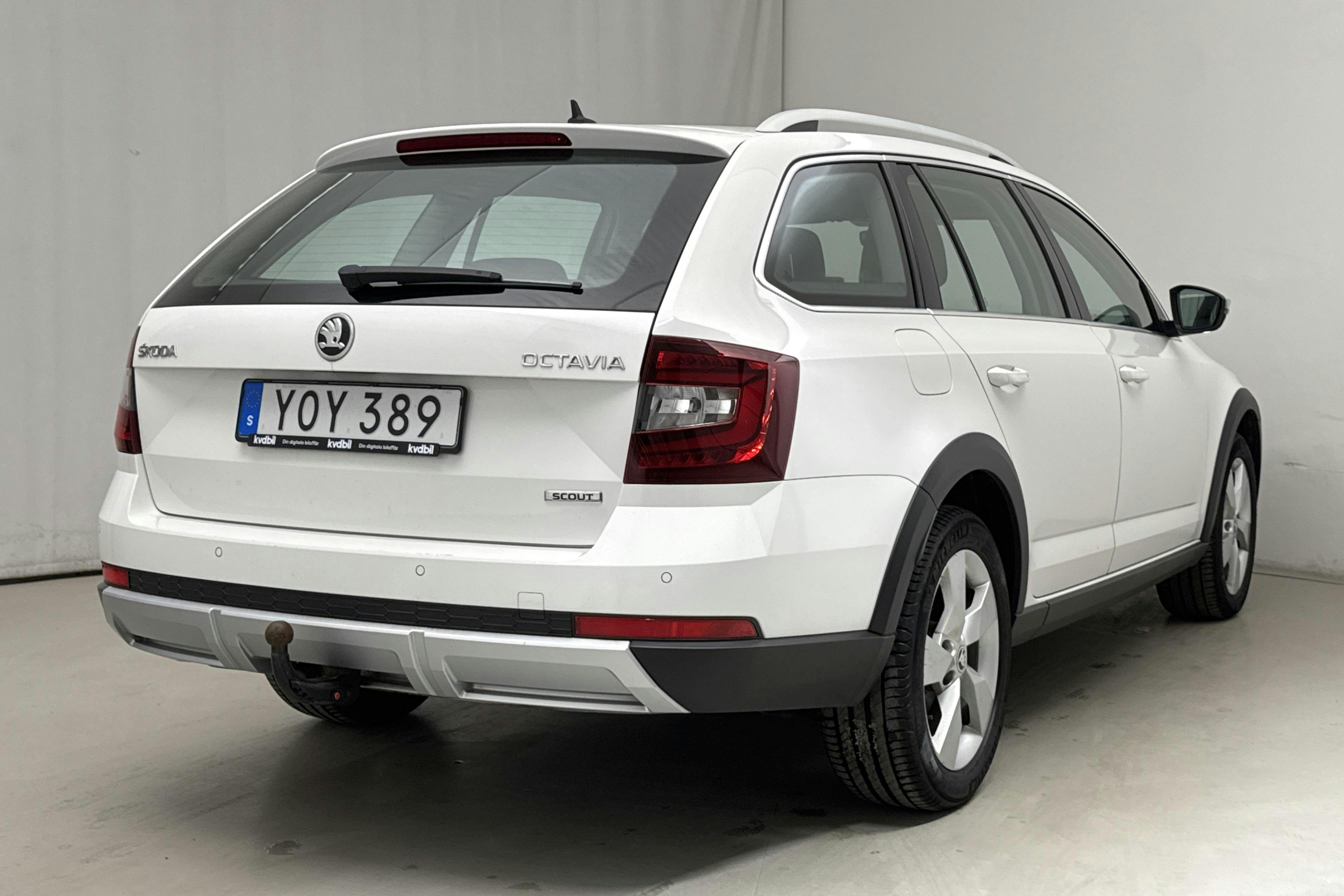 Skoda Octavia Scout II 2.0 TDI 4X4 (150hk) - 16 282 mil - Manuell - vit - 2018