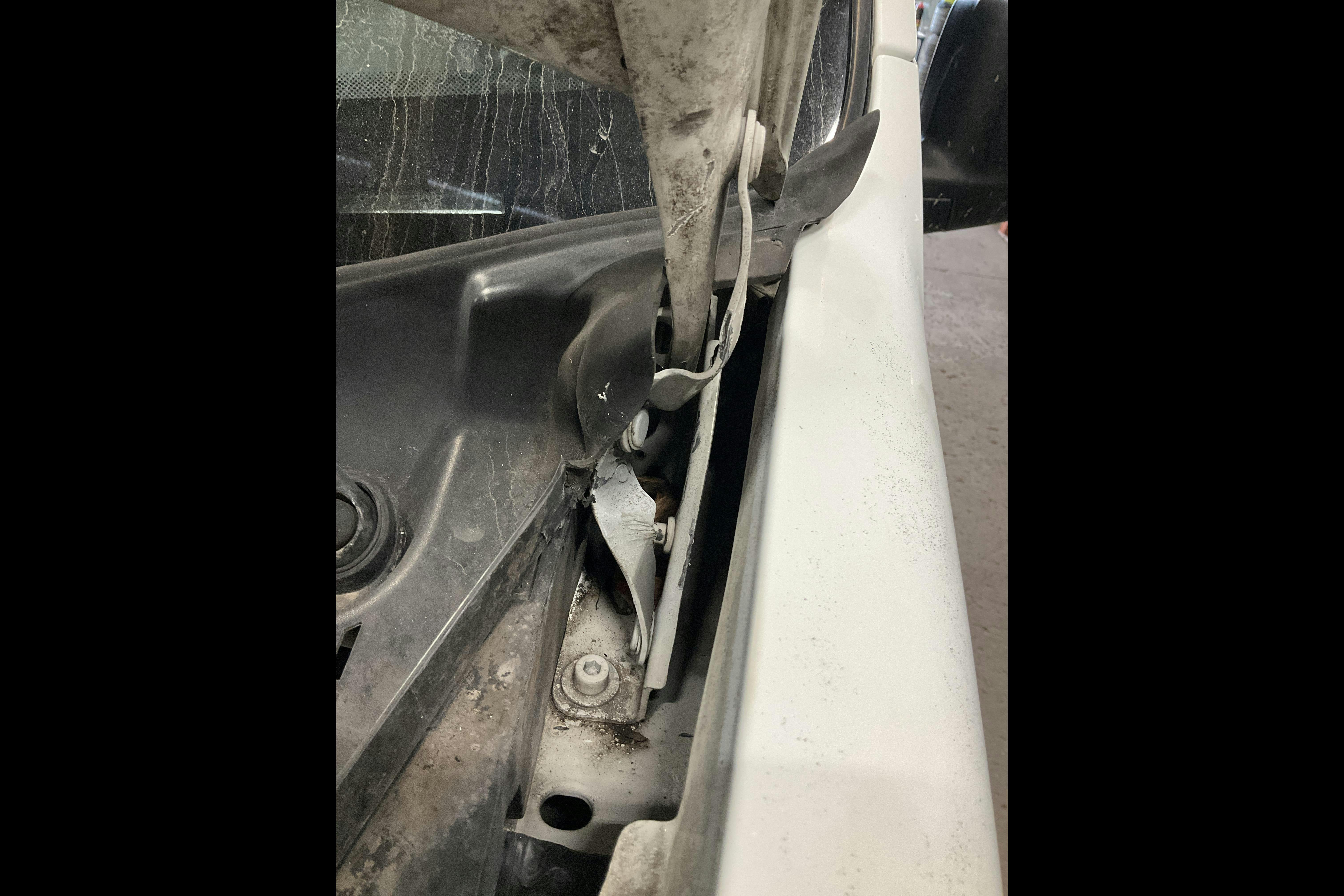 Peugeot Bipper 1.3 HDi FAP Skåp (75hk) - 120 210 km - Automaatne - valge - 2014