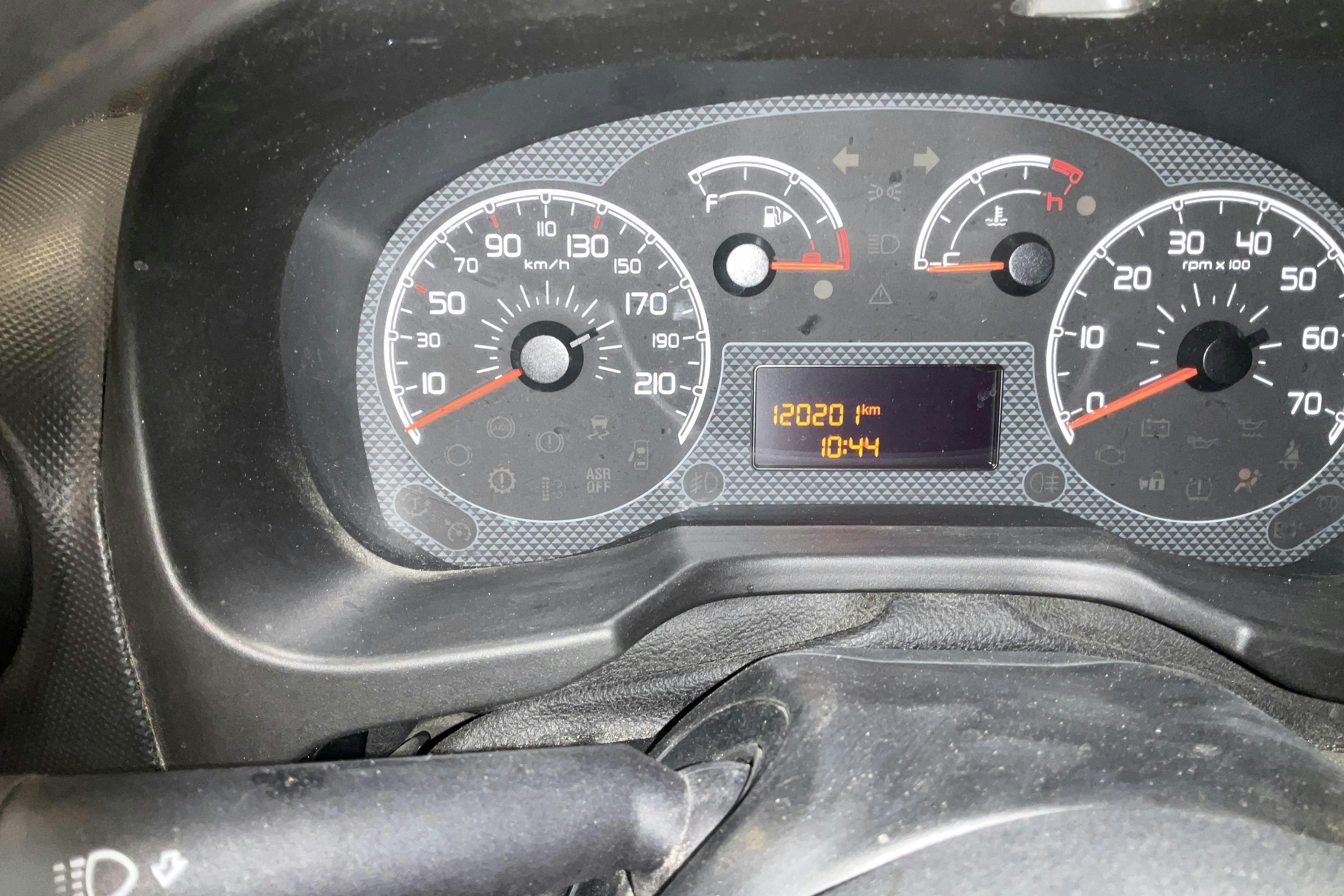 Peugeot Bipper 1.3 HDi FAP Skåp (75hk) - 120 210 km - Automaatne - valge - 2014