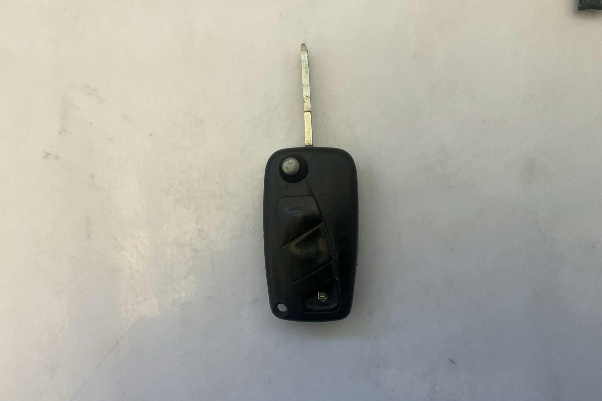 Peugeot Bipper 1.4 HDI Skåp (70hk) - 0 mil - Automat - vit - 2010