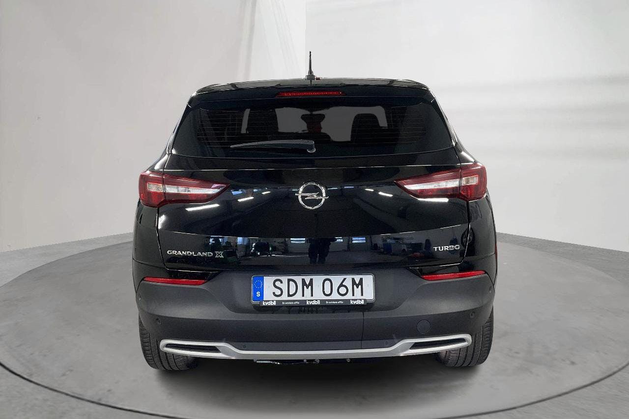 Opel Grandland X 1.2 ECOTEC (130hk) - 99 400 km - Automaatne - must - 2019