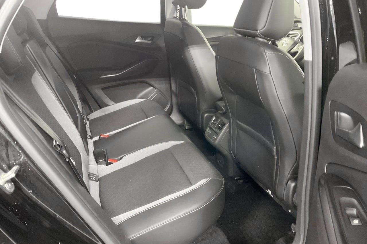 Opel Grandland X 1.2 ECOTEC (130hk) - 99 400 km - Automaatne - must - 2019