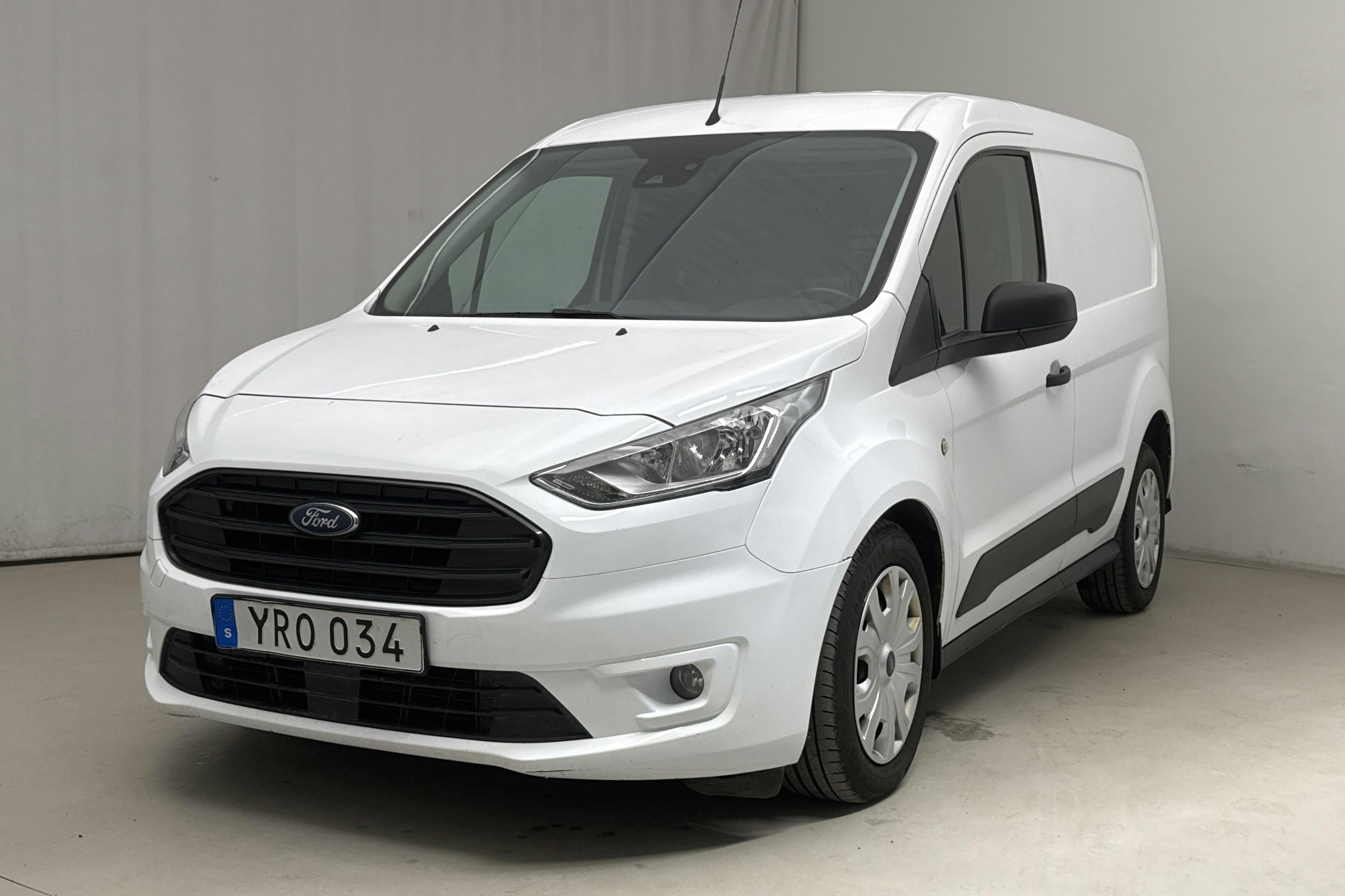 Ford Transit Connect 1.5 EcoBlue (100hk) - 11 557 mil - Automat - vit - 2018