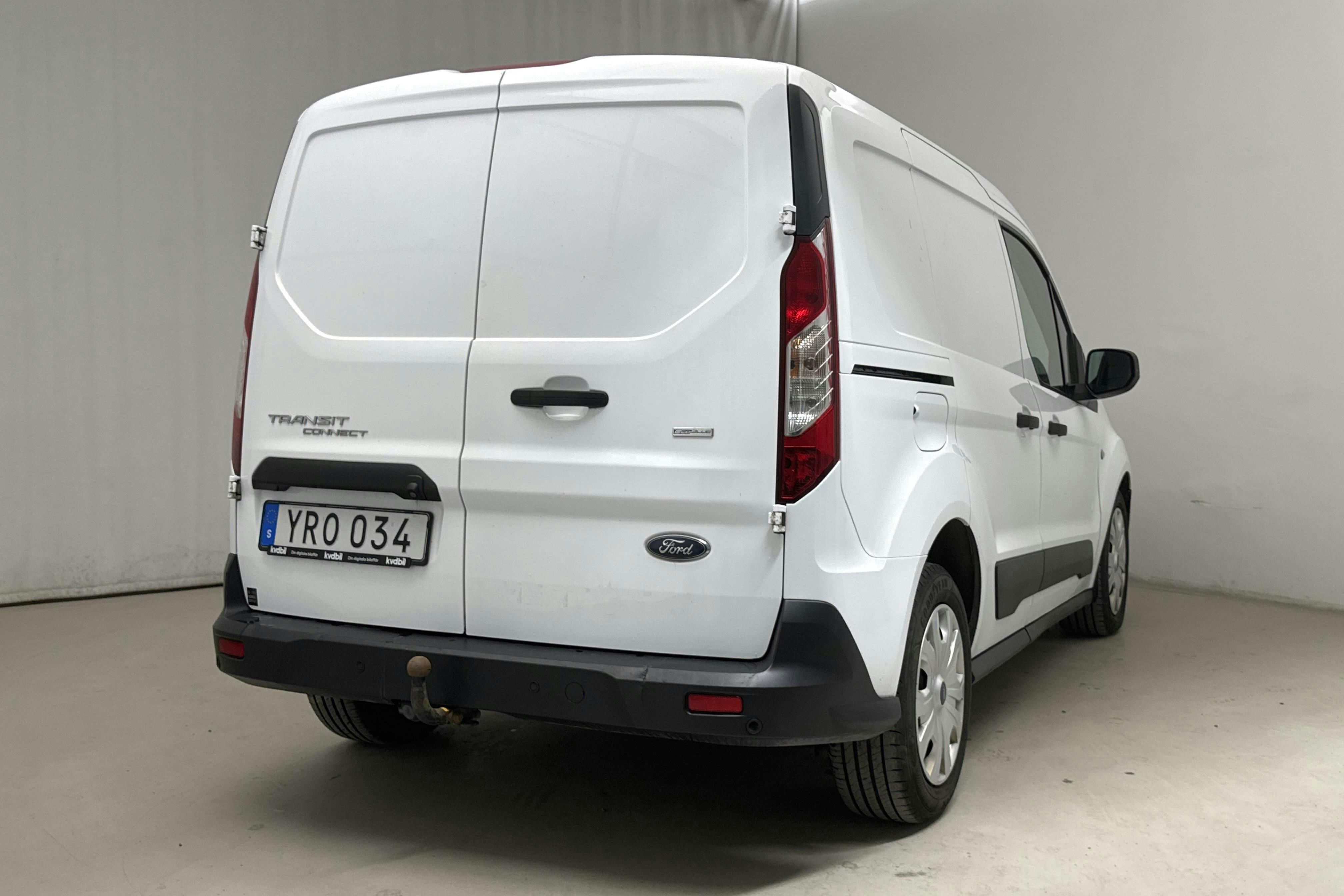 Ford Transit Connect 1.5 EcoBlue (100hk) - 11 557 mil - Automat - vit - 2018