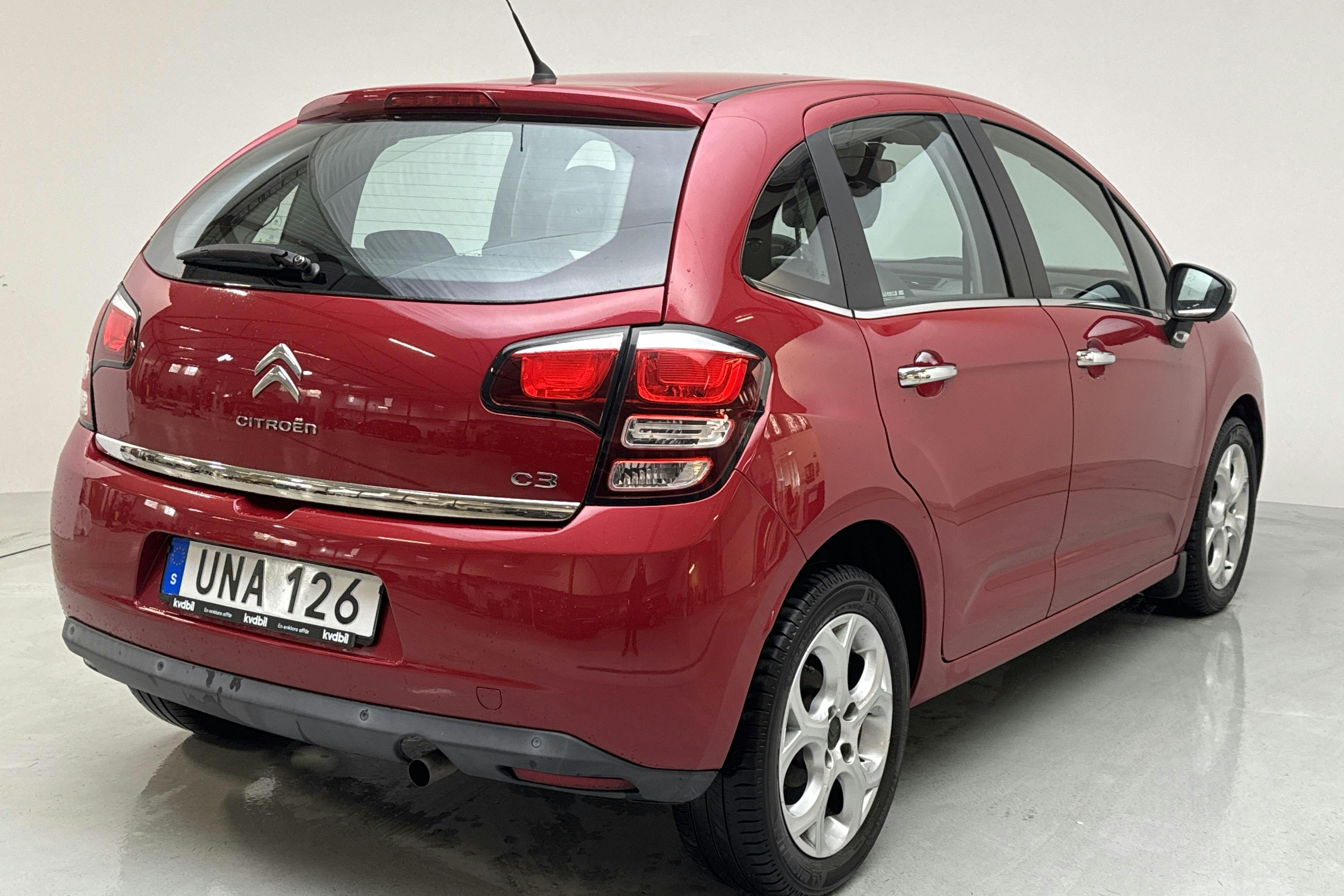 Citroën C3 1.2 VTi (82hk) - 63 380 km - Käsitsi - punane - 2014