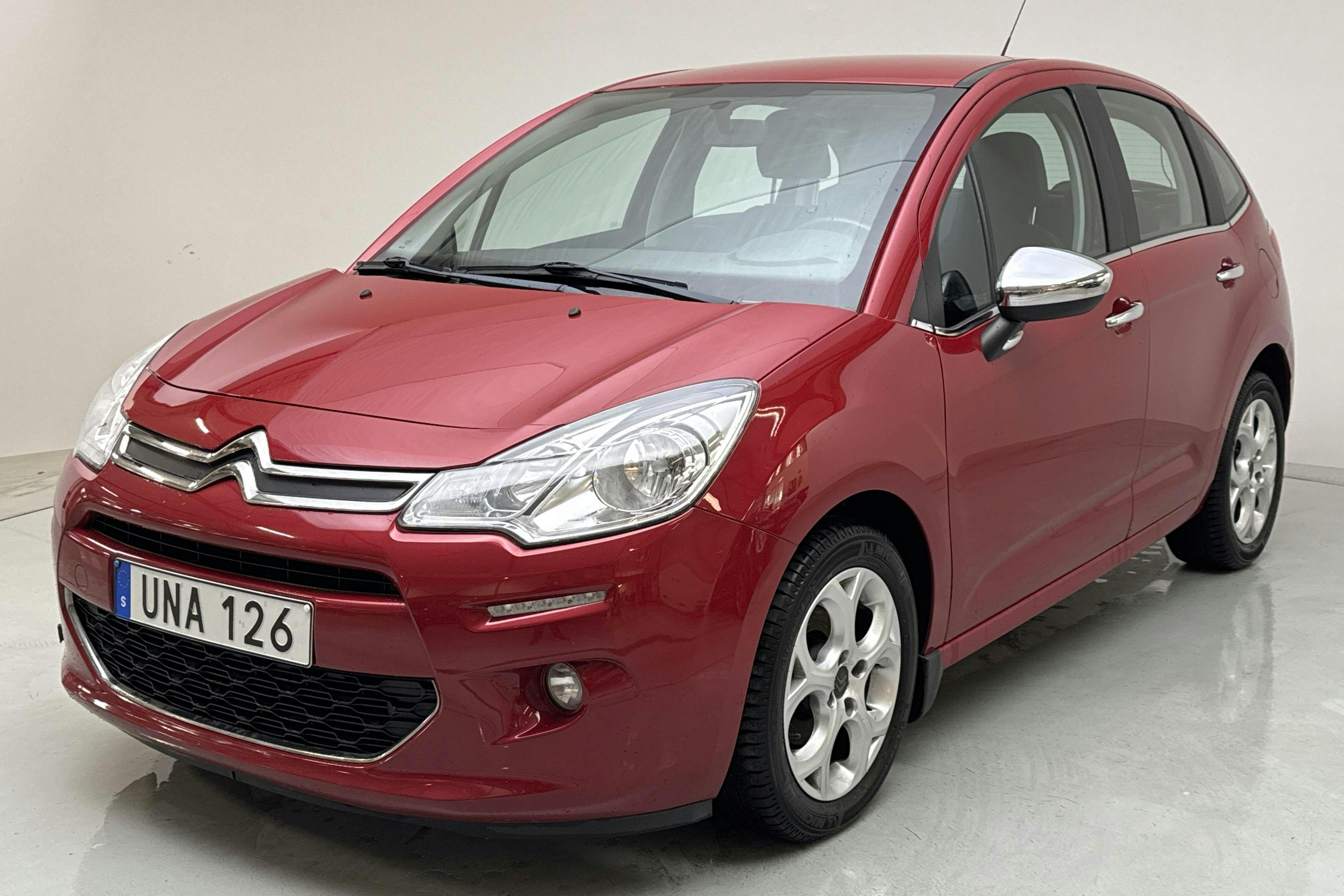Citroën C3 1.2 VTi (82hk) - 63 380 km - Käsitsi - punane - 2014