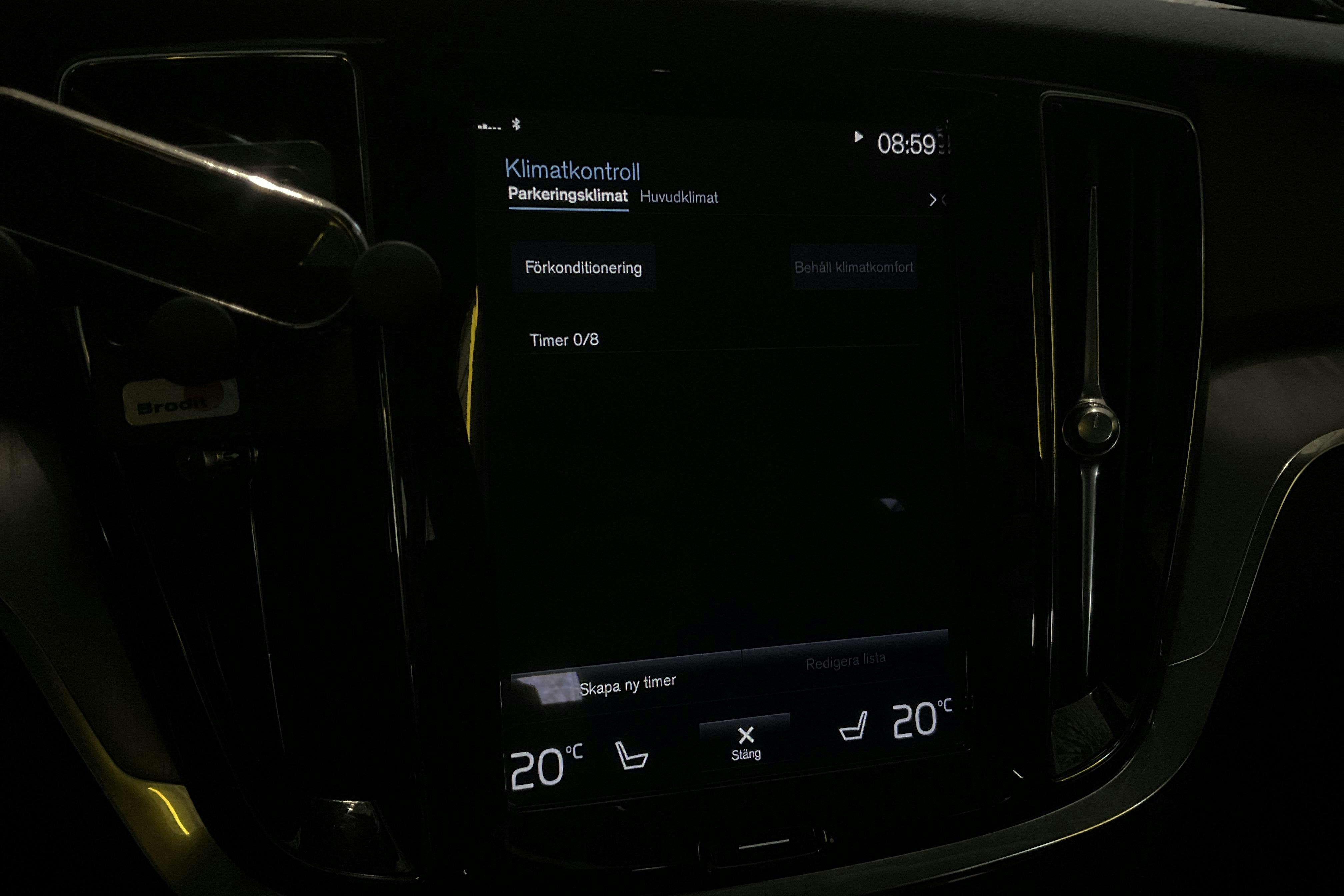 Volvo V60 B4 Mildhybrid, Diesel (197hk) - 92 970 km - Automatic - white - 2022