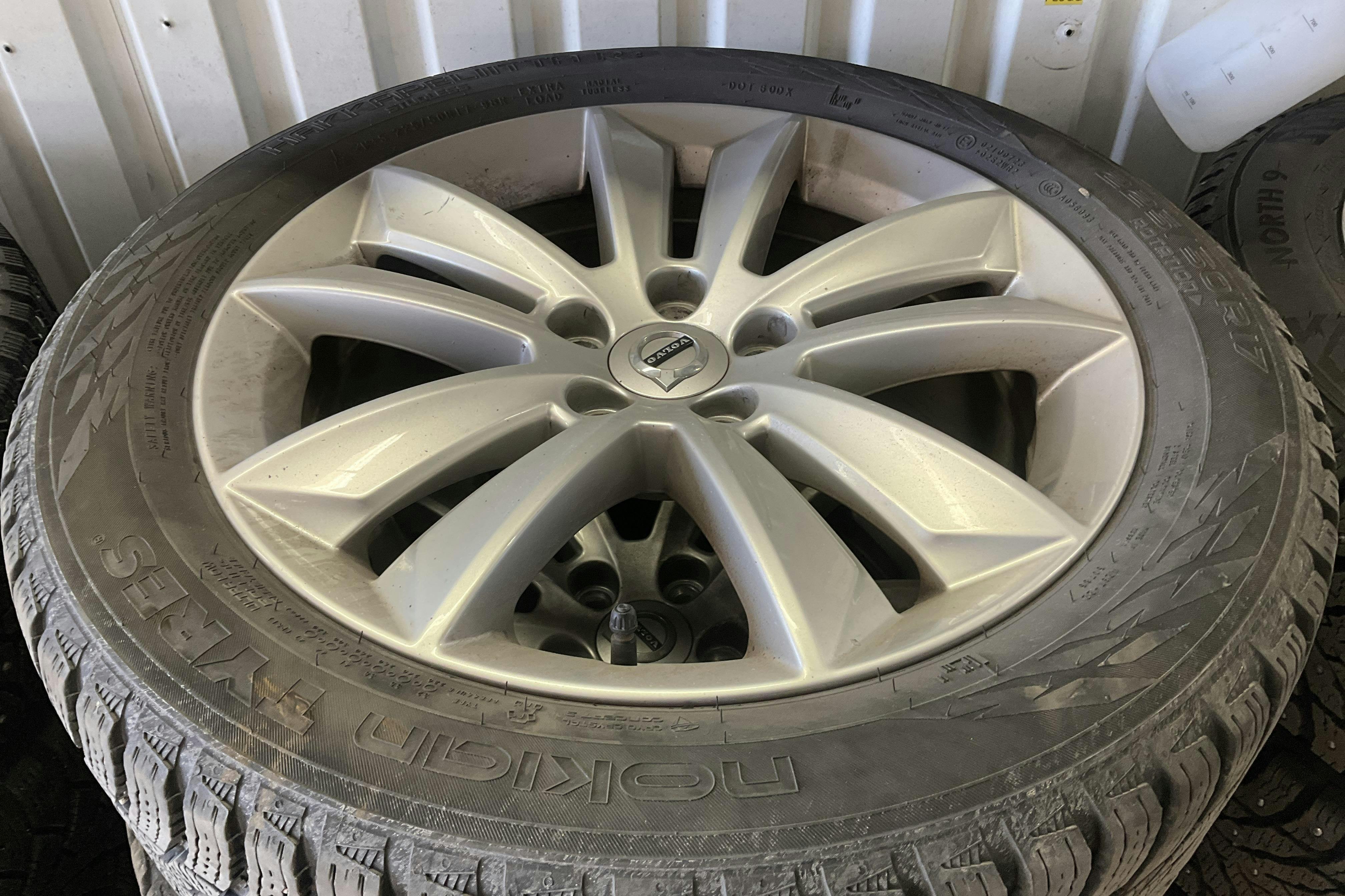 Volvo V60 B4 Mildhybrid, Diesel (197hk) - 92 970 km - Automatic - white - 2022