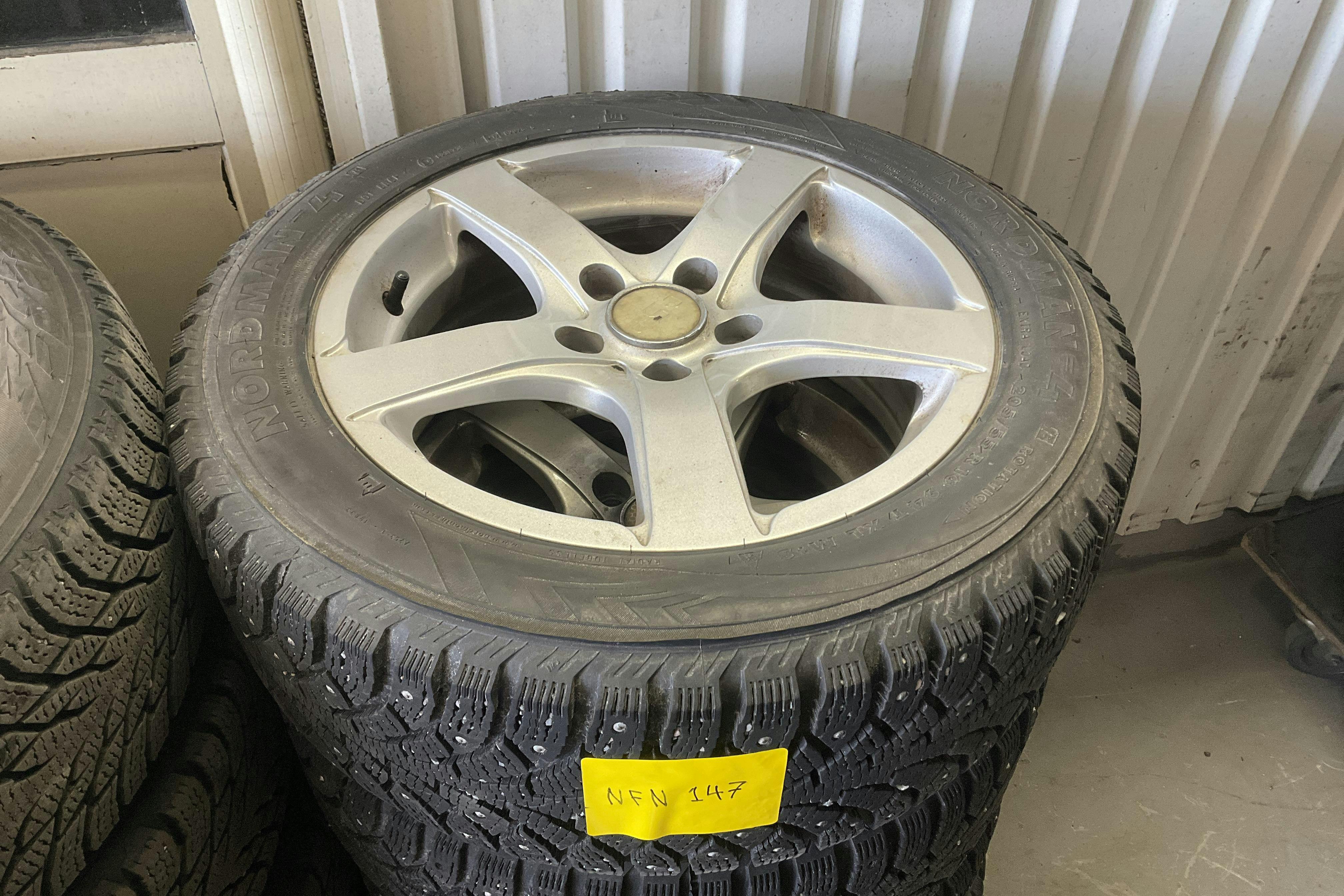 Audi A3 1.6 TDI Sportback (105hk) - 7 035 mil - Automat - röd - 2013