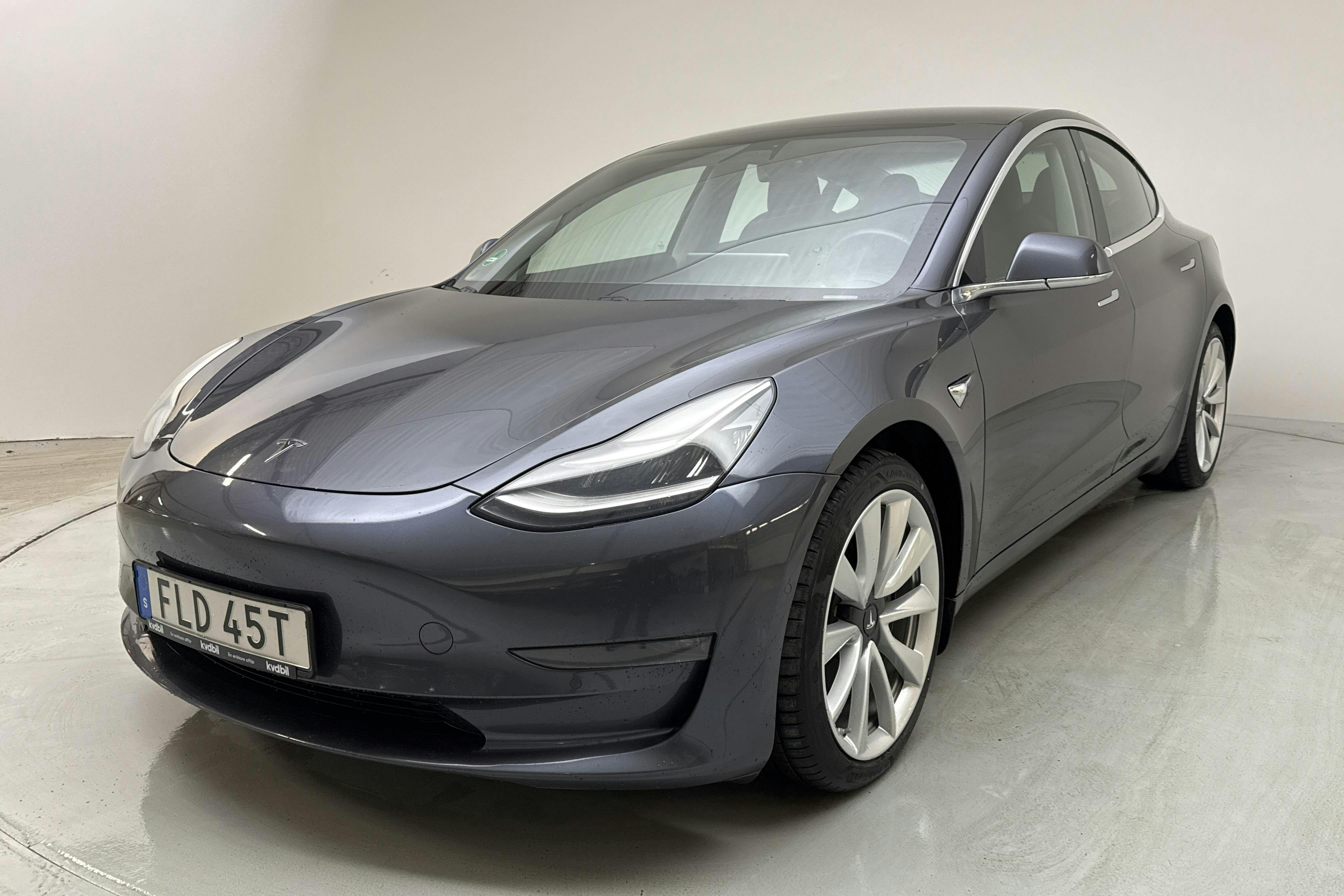 Tesla Model 3 Long Range Dual Motor AWD - 157 570 km - Automaattinen - harmaa - 2020