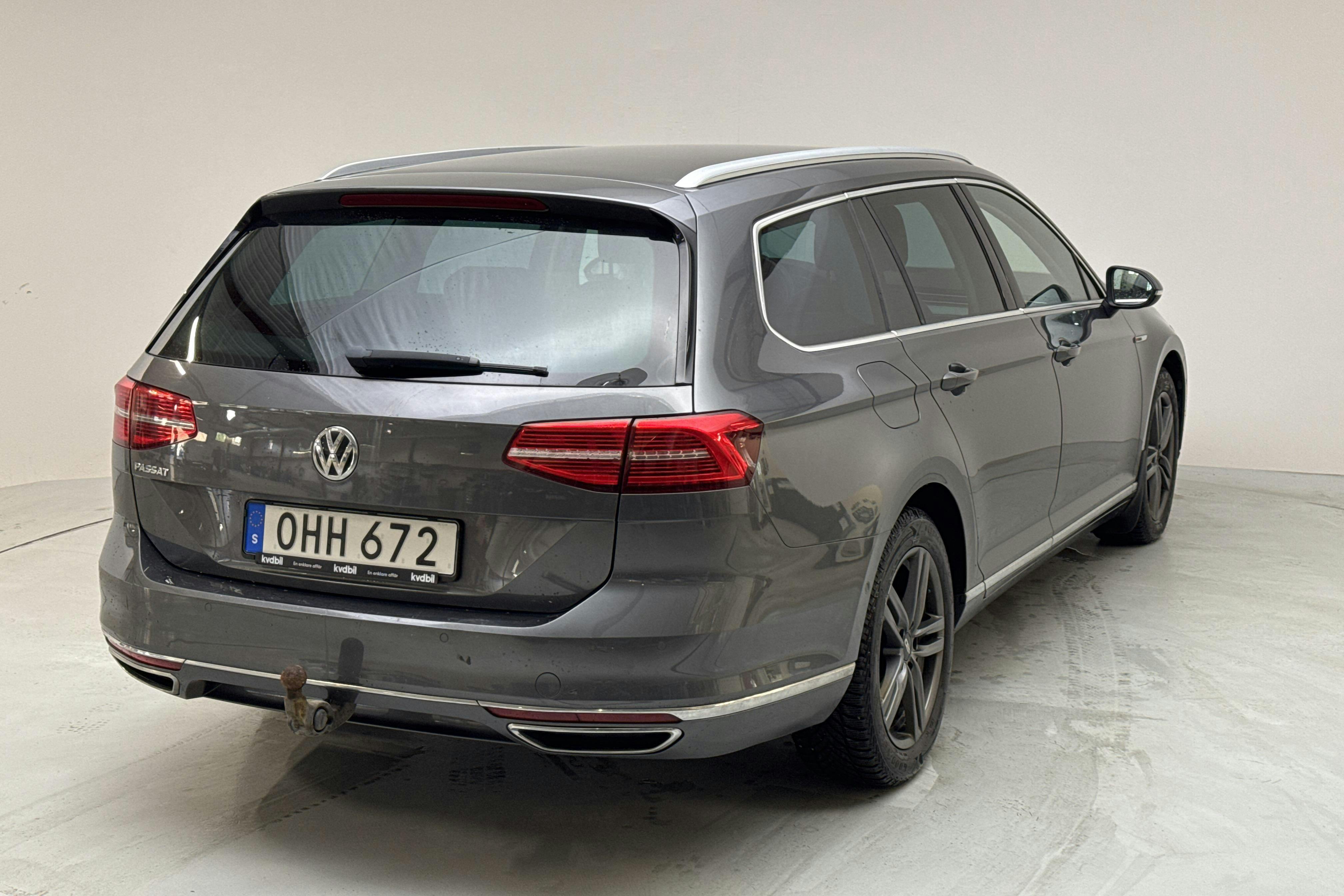 VW Passat 2.0 TDI BiTurbo Sportscombi 4MOTION (240hk) - 146 100 km - Automaatne - Dark Grey - 2017