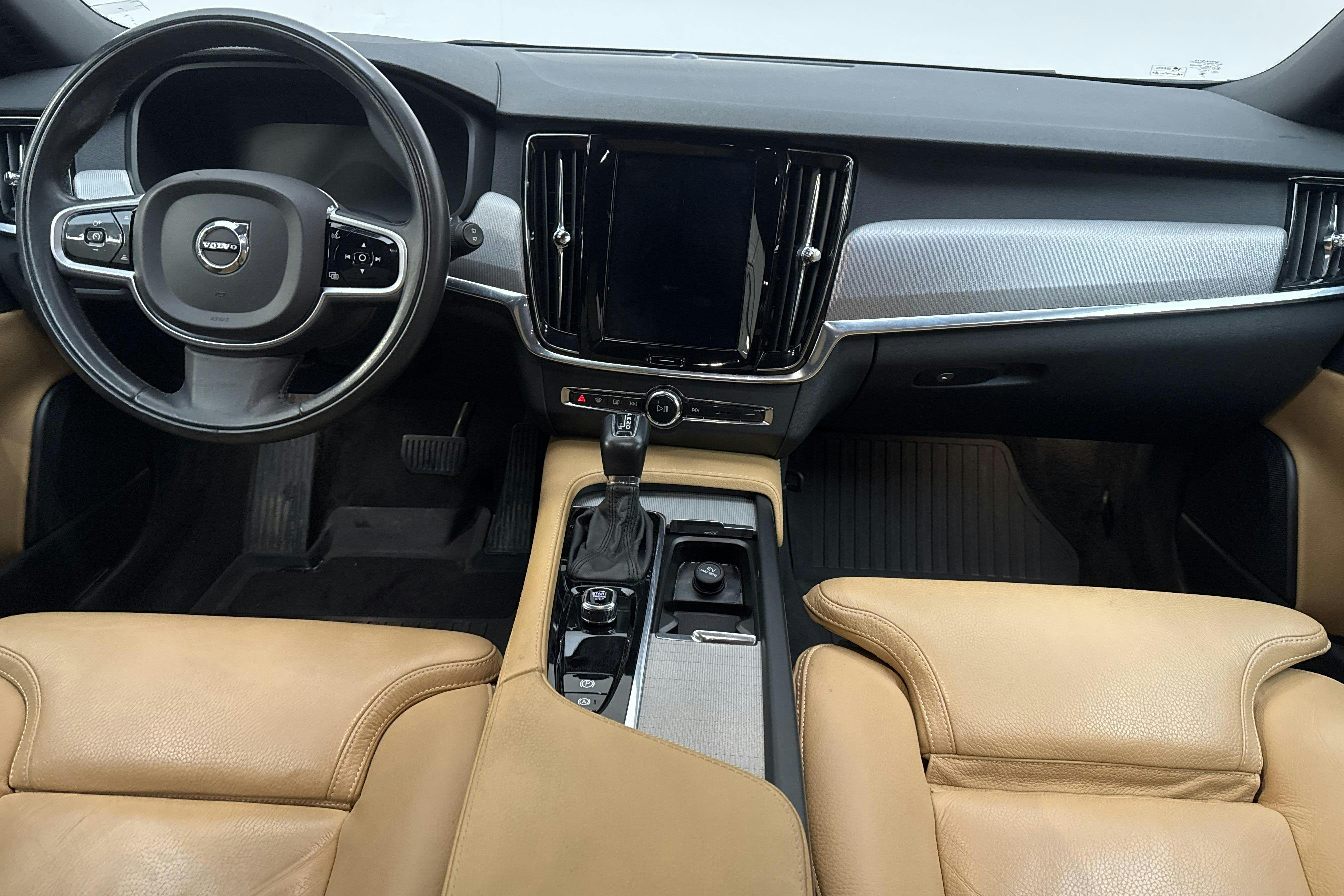 Volvo V90 D4 Cross Country AWD (190hk) - 140 300 km - Automatic - Dark Blue - 2019