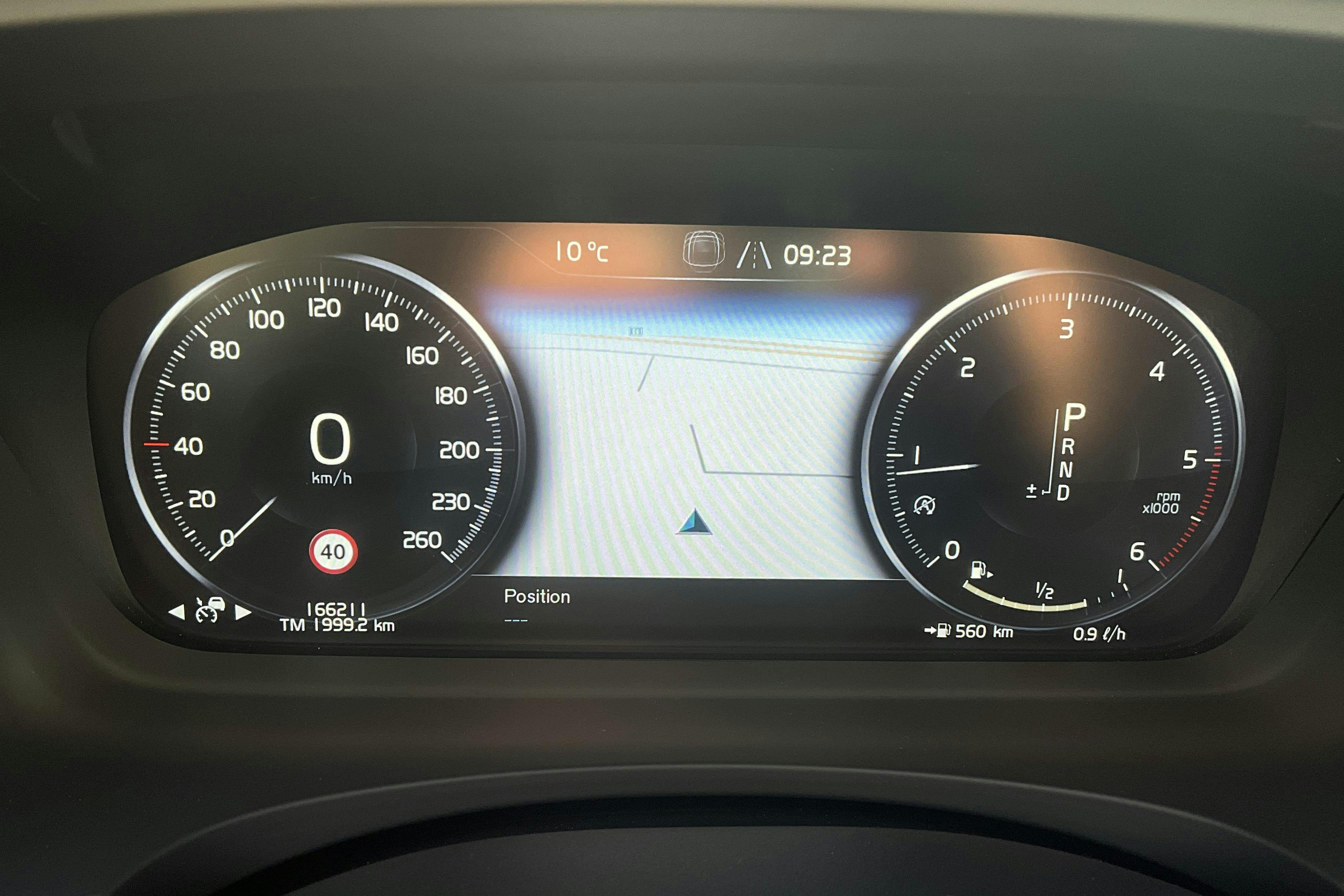Volvo V90 D4 Cross Country AWD (190hk) - 16 621 mil - Automat - silver - 2020