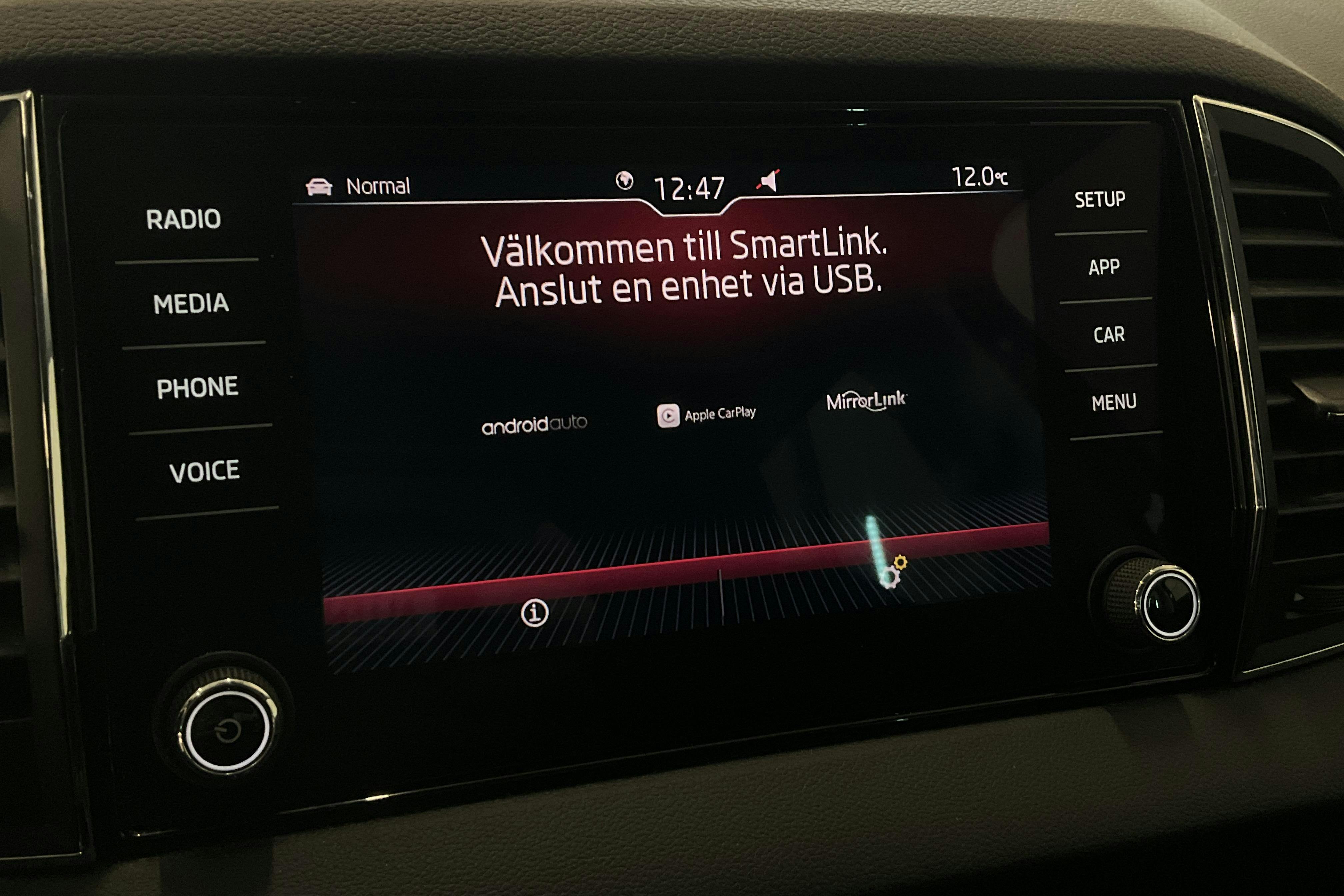 Skoda Karoq 1.5 TSI (150hk) - 14 653 mil - Automat - svart - 2019