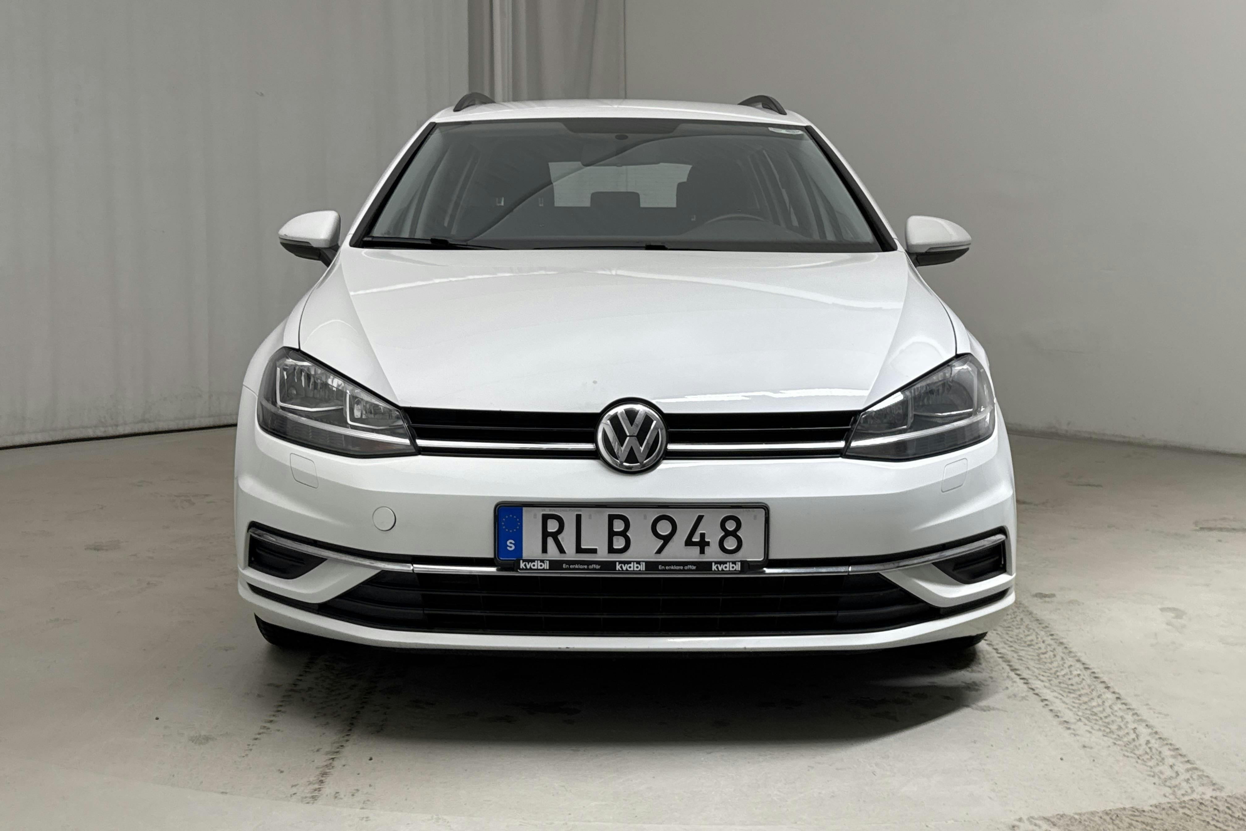 VW Golf VII 1.6 TDI Sportscombi (115hk) - 225 900 km - Automatic - white - 2018