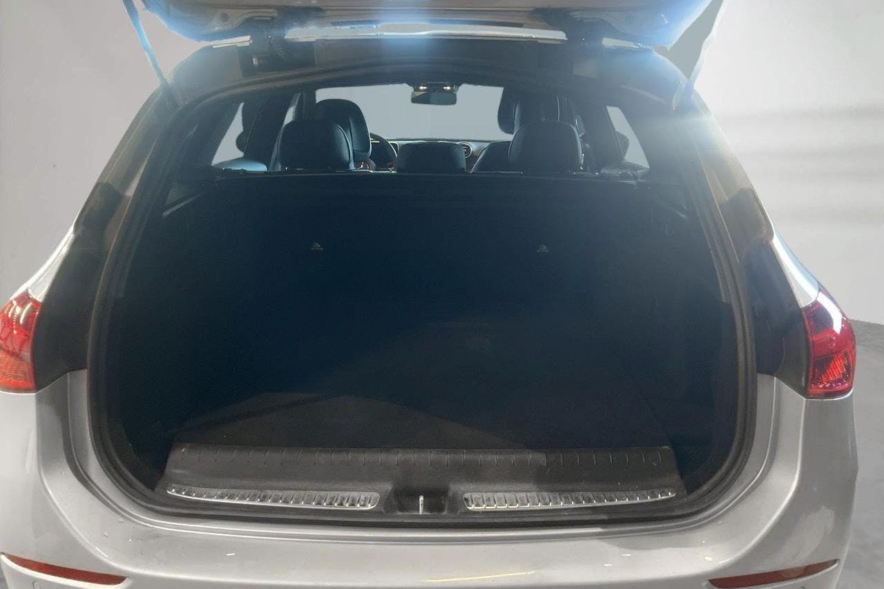 Mercedes C 300 de 4Matic Kombi S206 (319hk) - 44 380 km - Automatic - silver - 2024