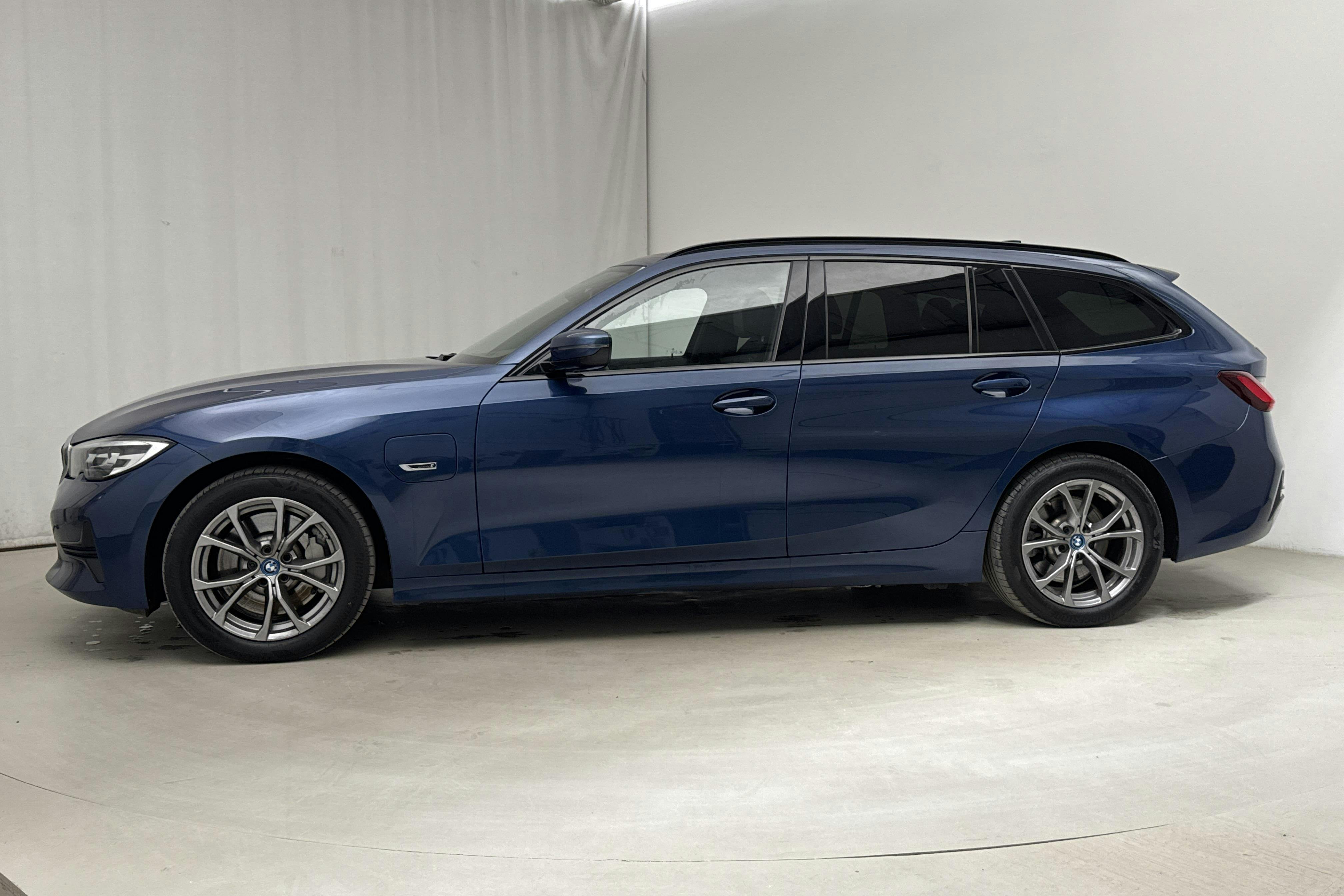 BMW 330e Touring, G21 (292hk) - 64 550 km - Automatic - blue - 2022