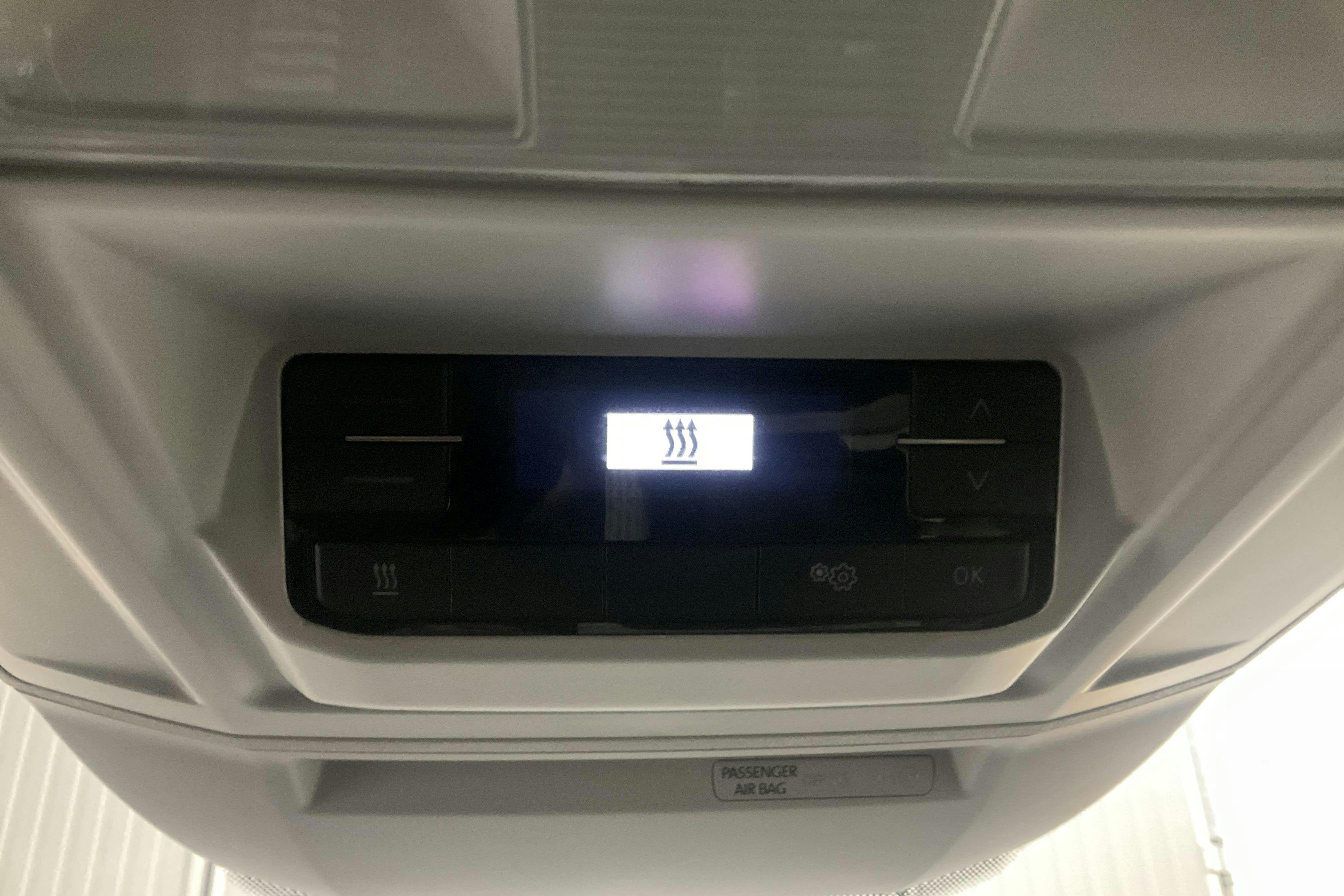 VW Crafter 35 2.0 TDI Skåp 4Motion (177hk) - 39 070 km - Manual - white - 2019
