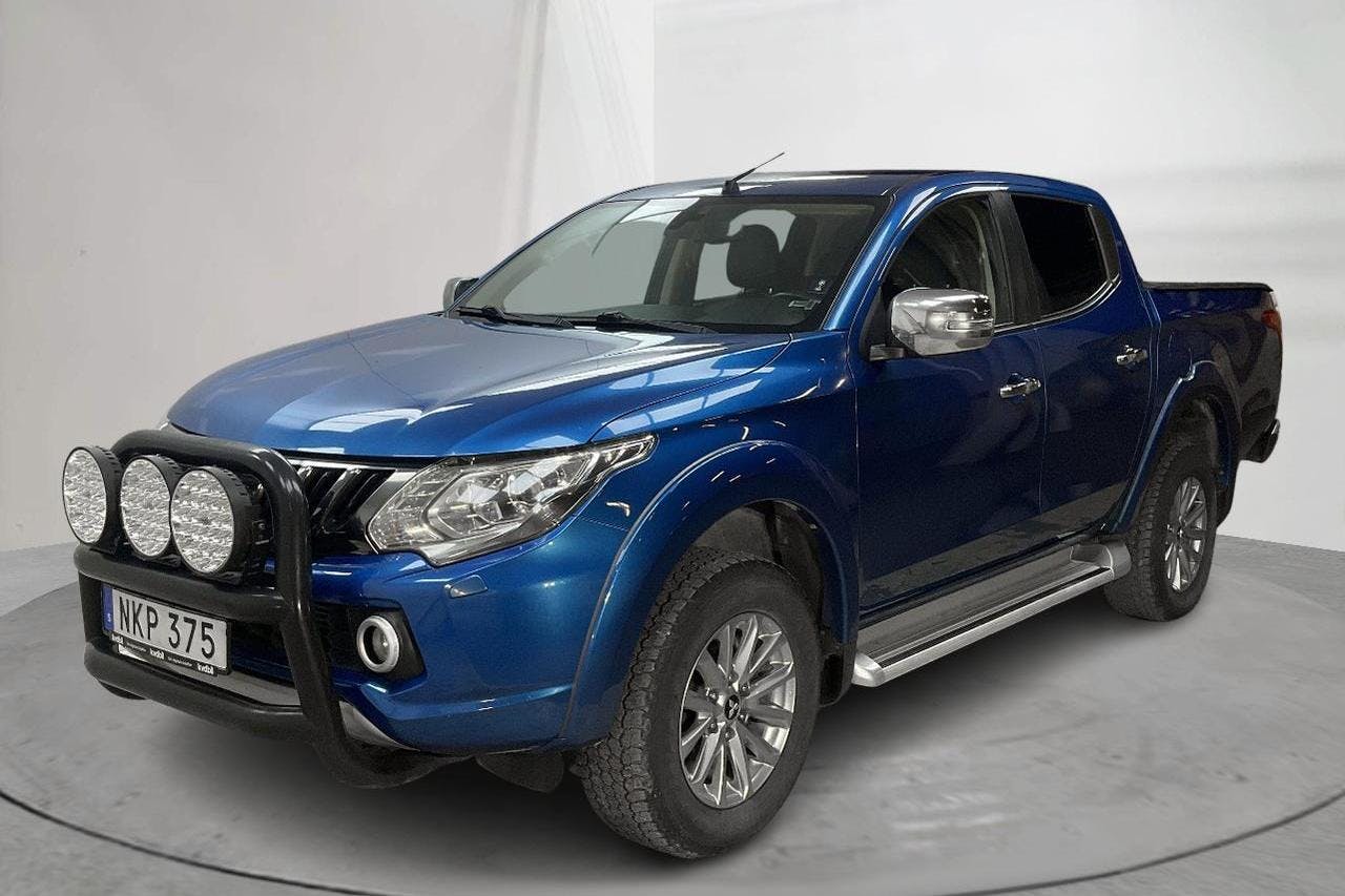 Mitsubishi L200 2.4 DI-D (181hk) - 14 349 mil - Automat - blå - 2017