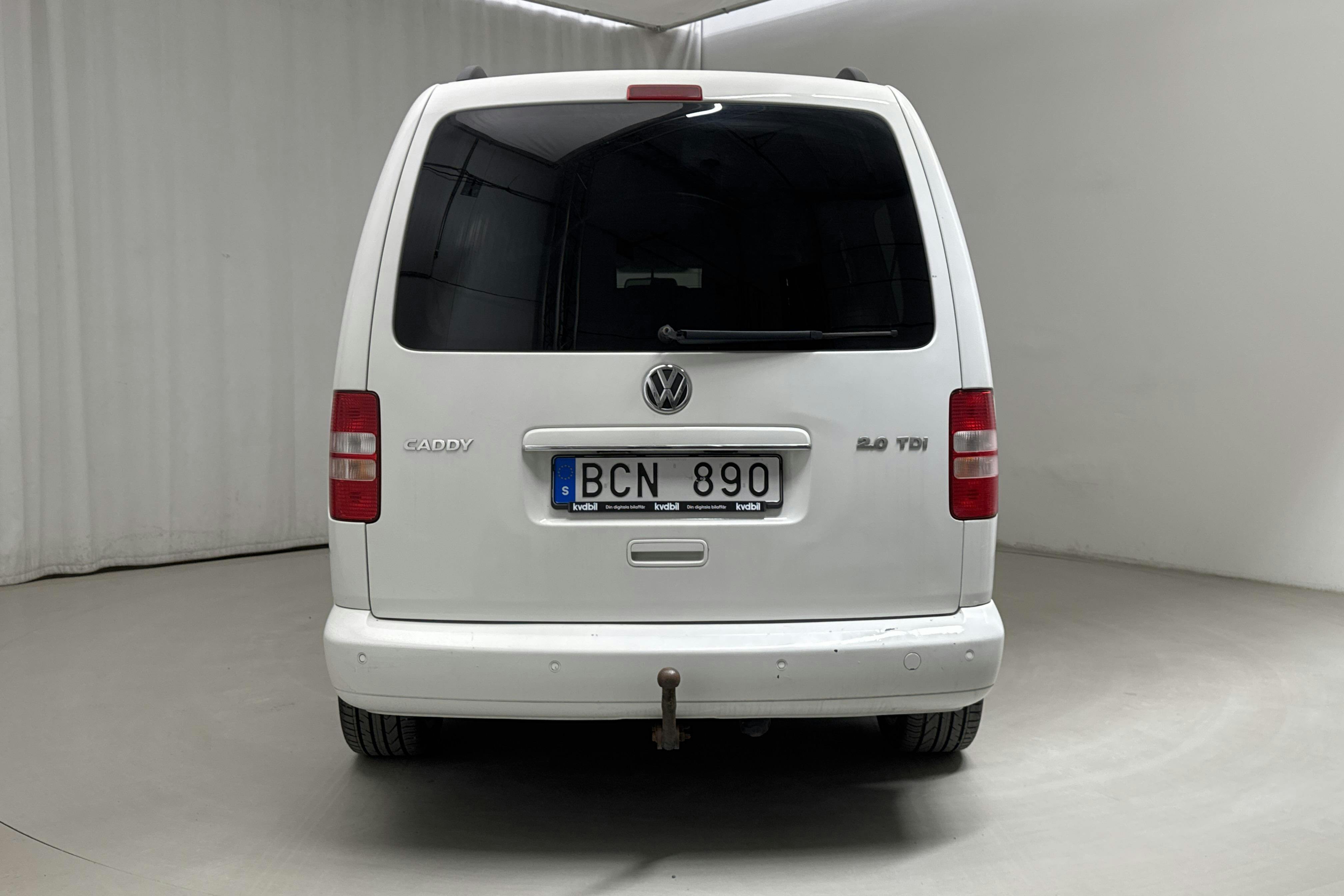 VW Caddy Maxi Life 2.0 TDI (140hk) - 23 728 mil - Automat - vit - 2013