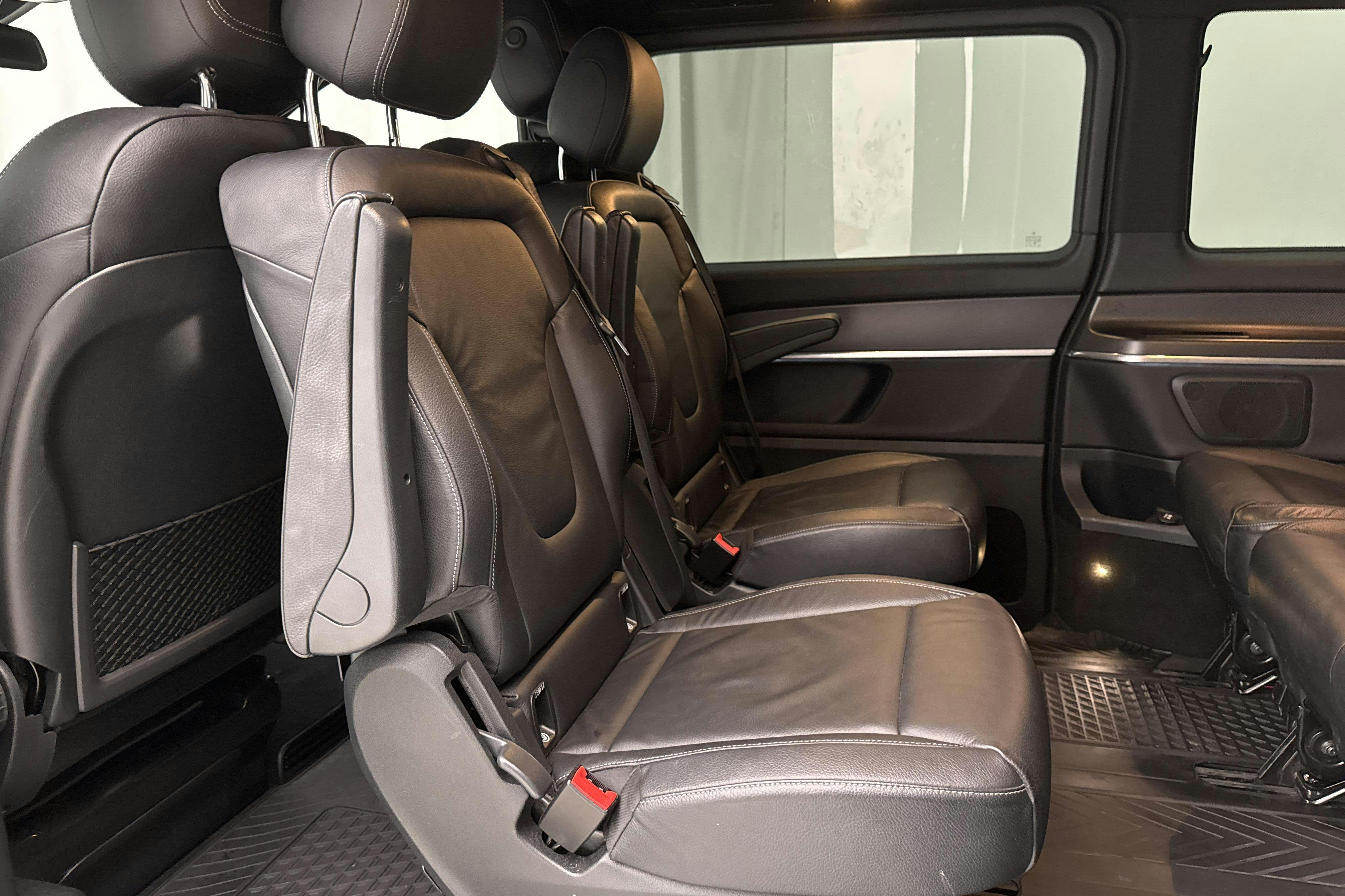 Mercedes V 250d 4MATIC W447 (190hk) - 7 650 mil - Automat - svart - 2017
