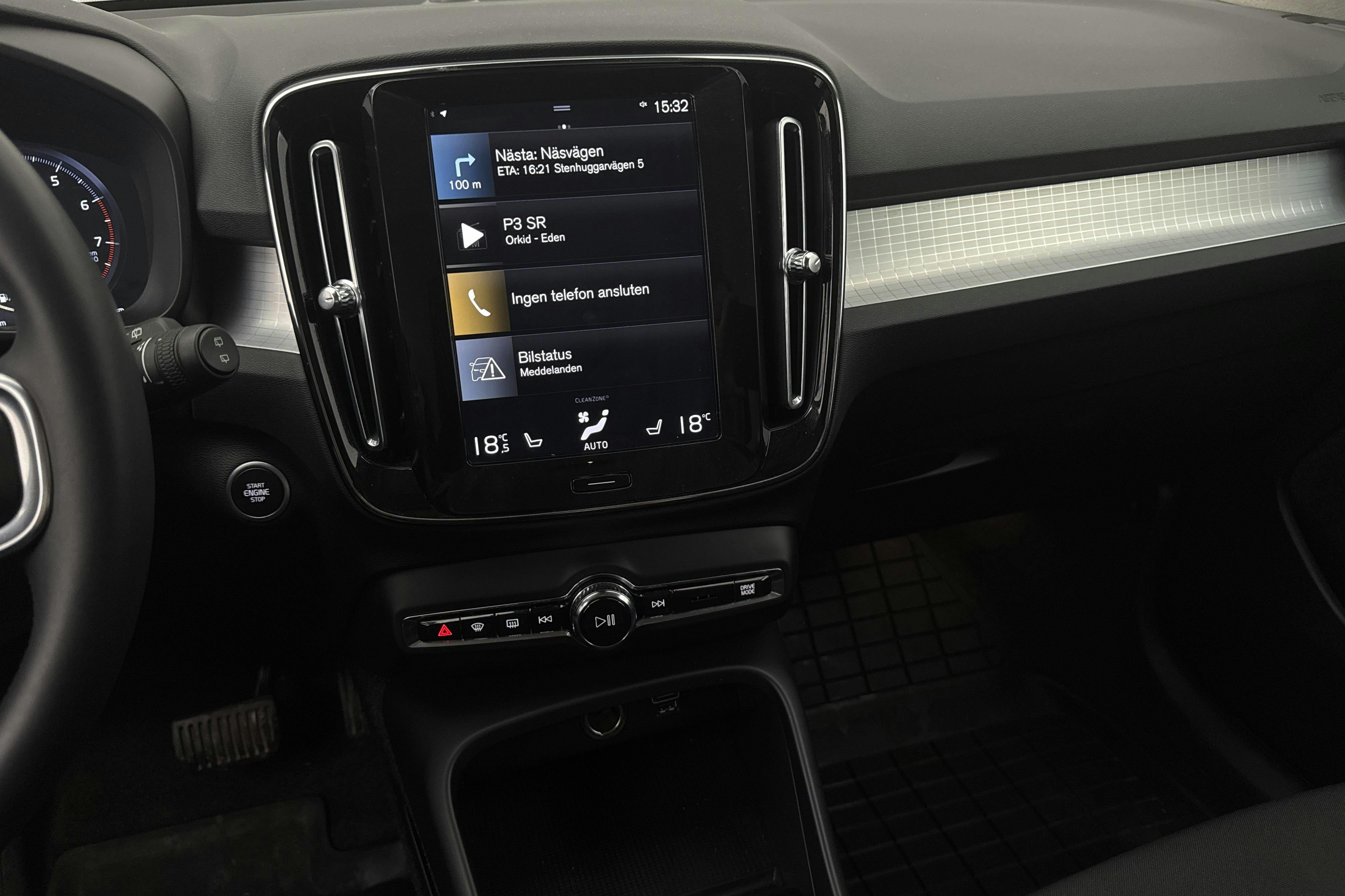Volvo XC40 T2 2WD (129hk) - 44 820 km - Automatic - black - 2022
