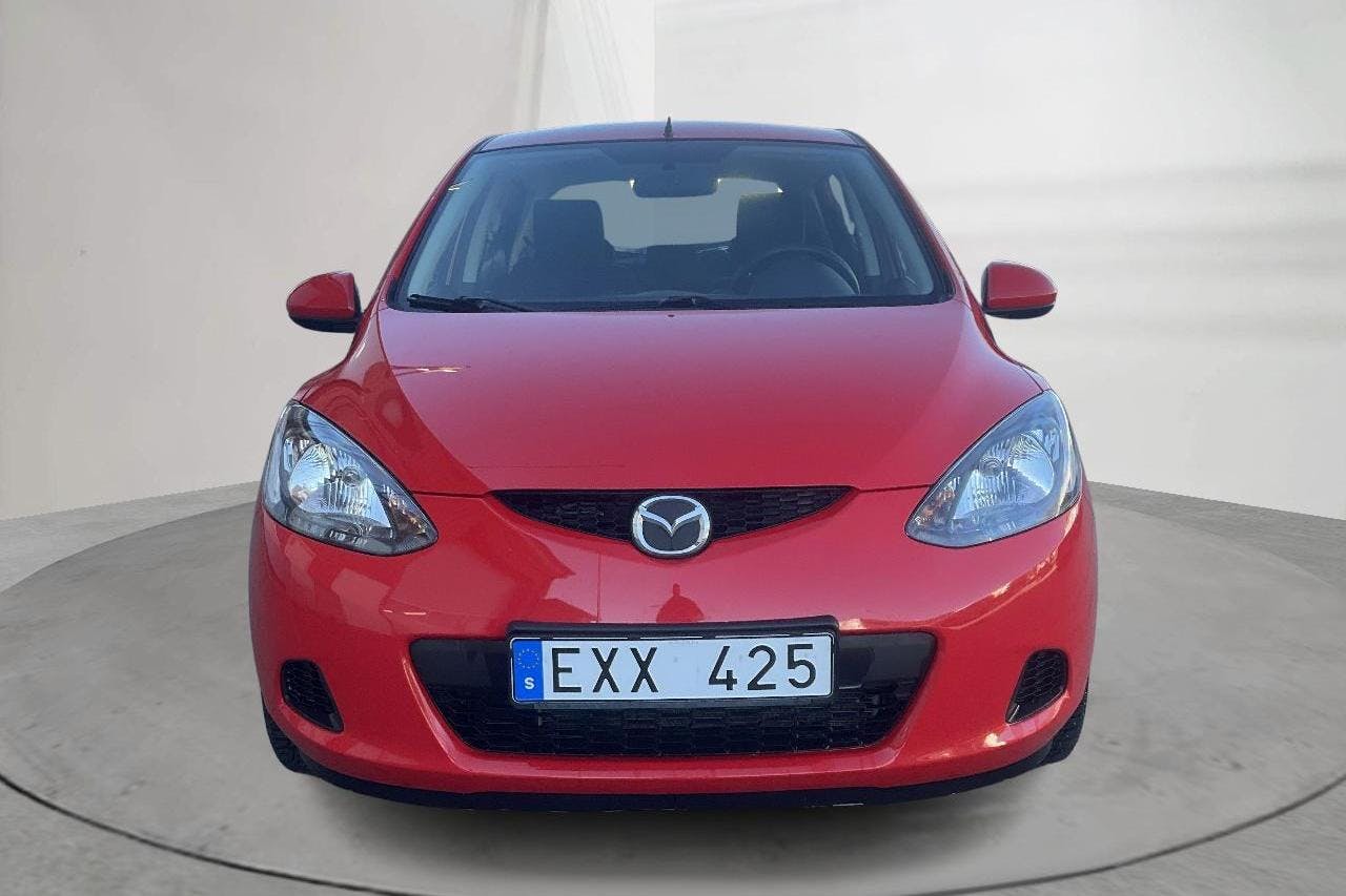 Mazda 2 1.3 5dr (75hk) - 4 268 mil - Manuell - röd - 2010