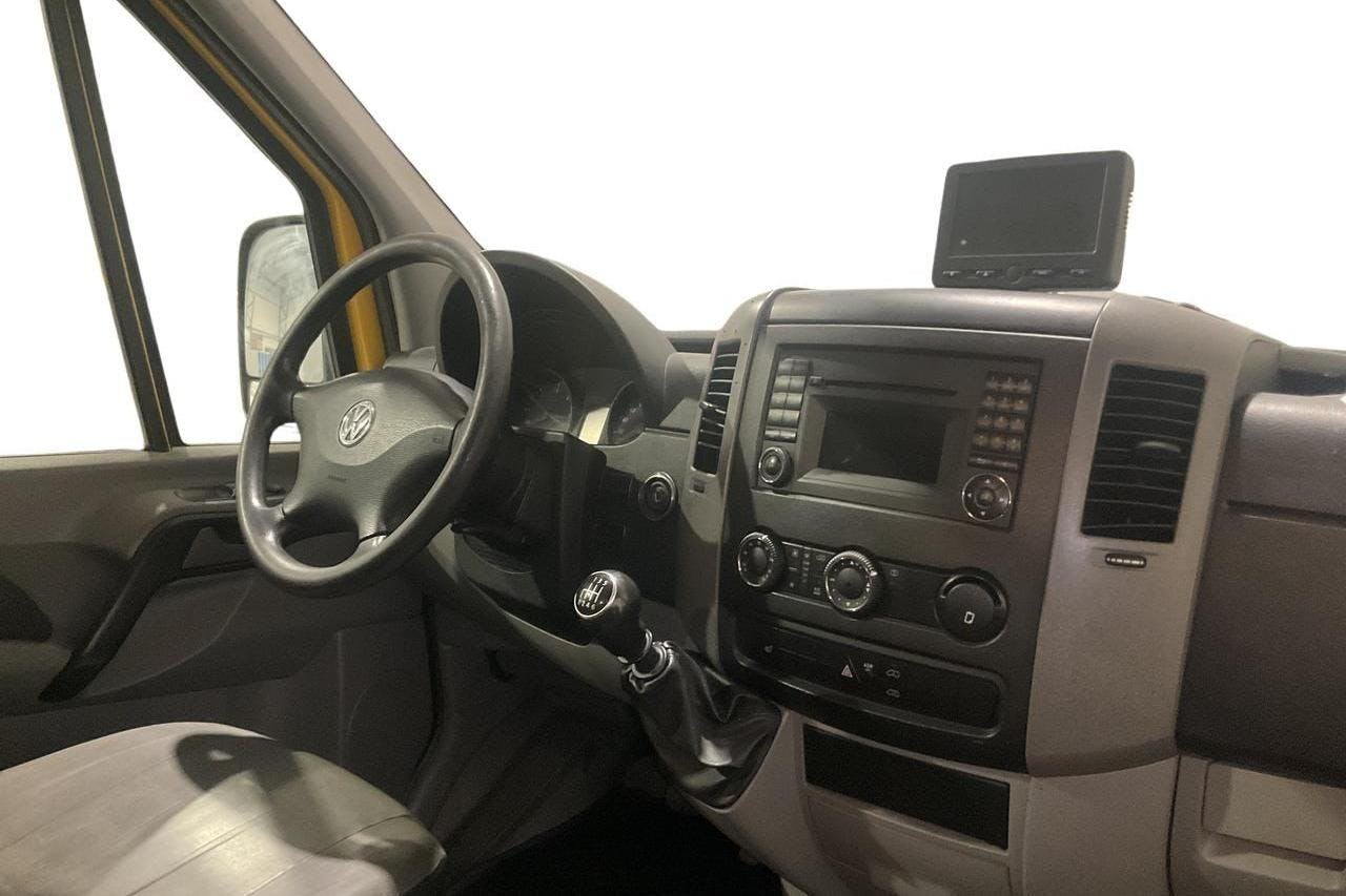 VW Crafter 35 2.0 TDI Skåp (136hk) - 184 070 km - Manualna - Light Yellow - 2014