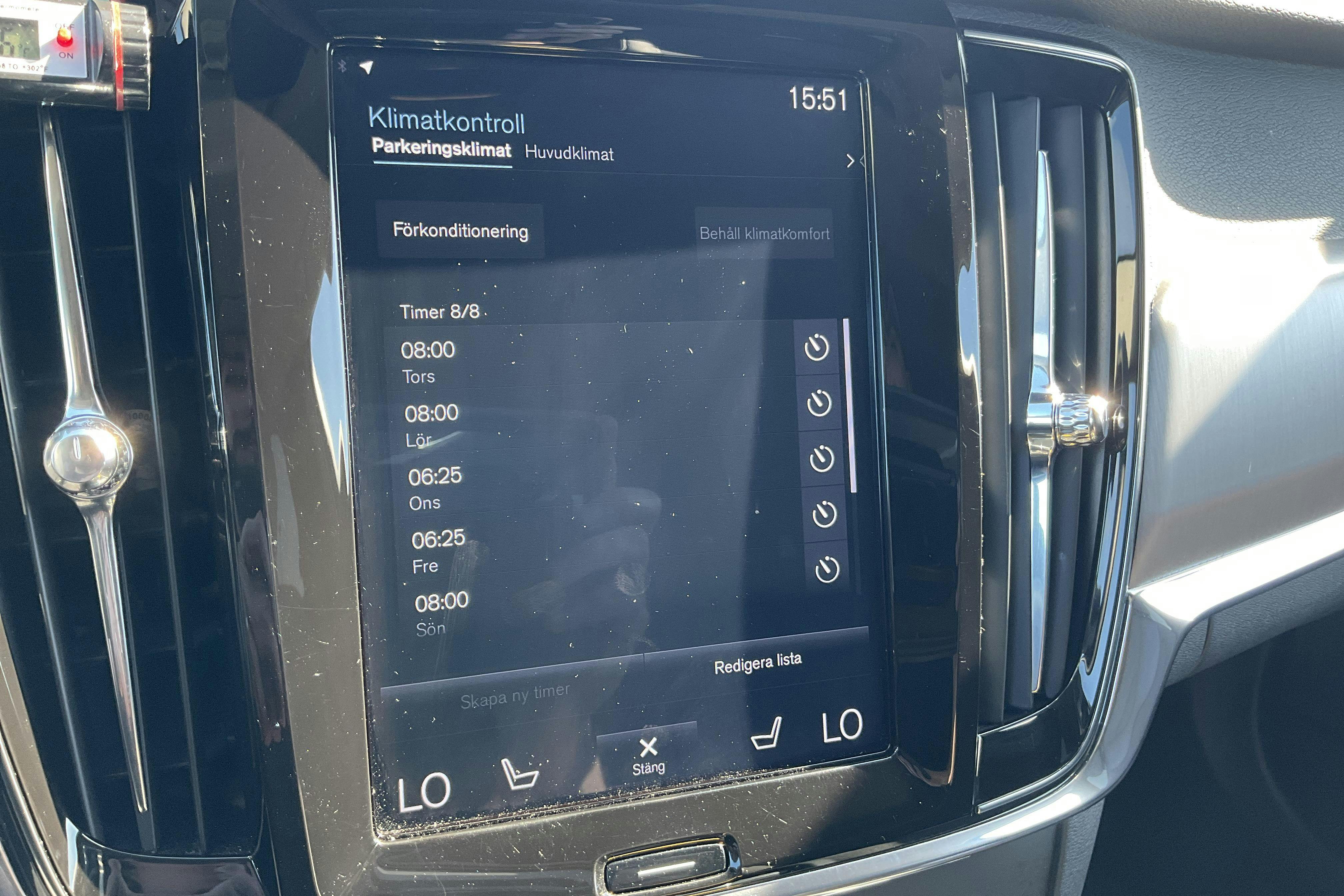 Volvo V90 D4 (190hk) - 28 618 mil - Automat - grå - 2018