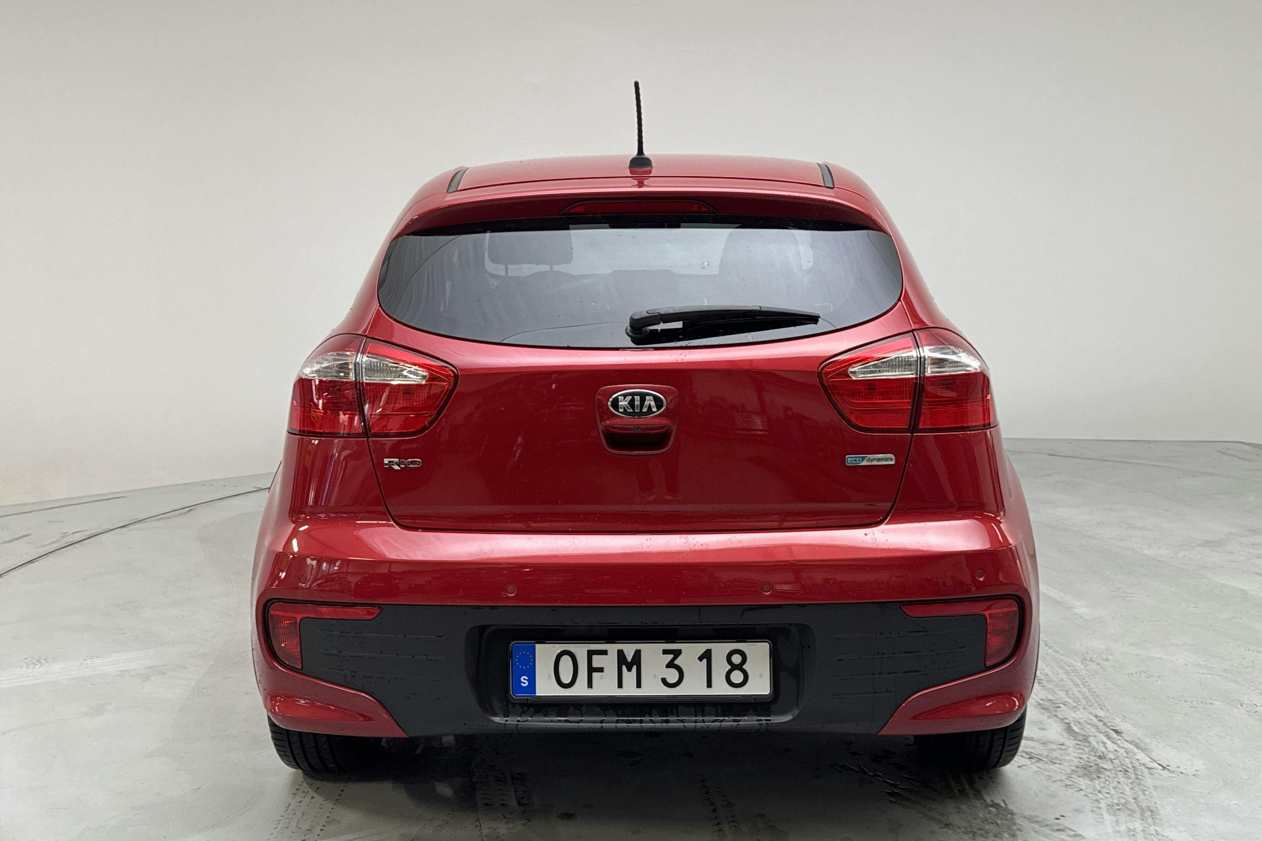 KIA Rio 1.2 (85hk) - 7 095 mil - Manuell - röd - 2016