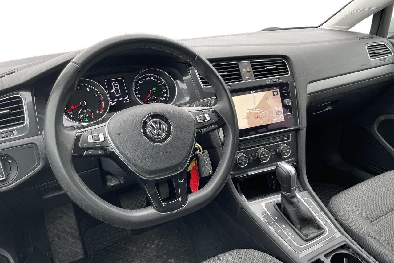 VW Golf VII 1.4 TGI BlueMotion Sportscombi (110hk) - 3 634 mil - Automat - vit - 2018