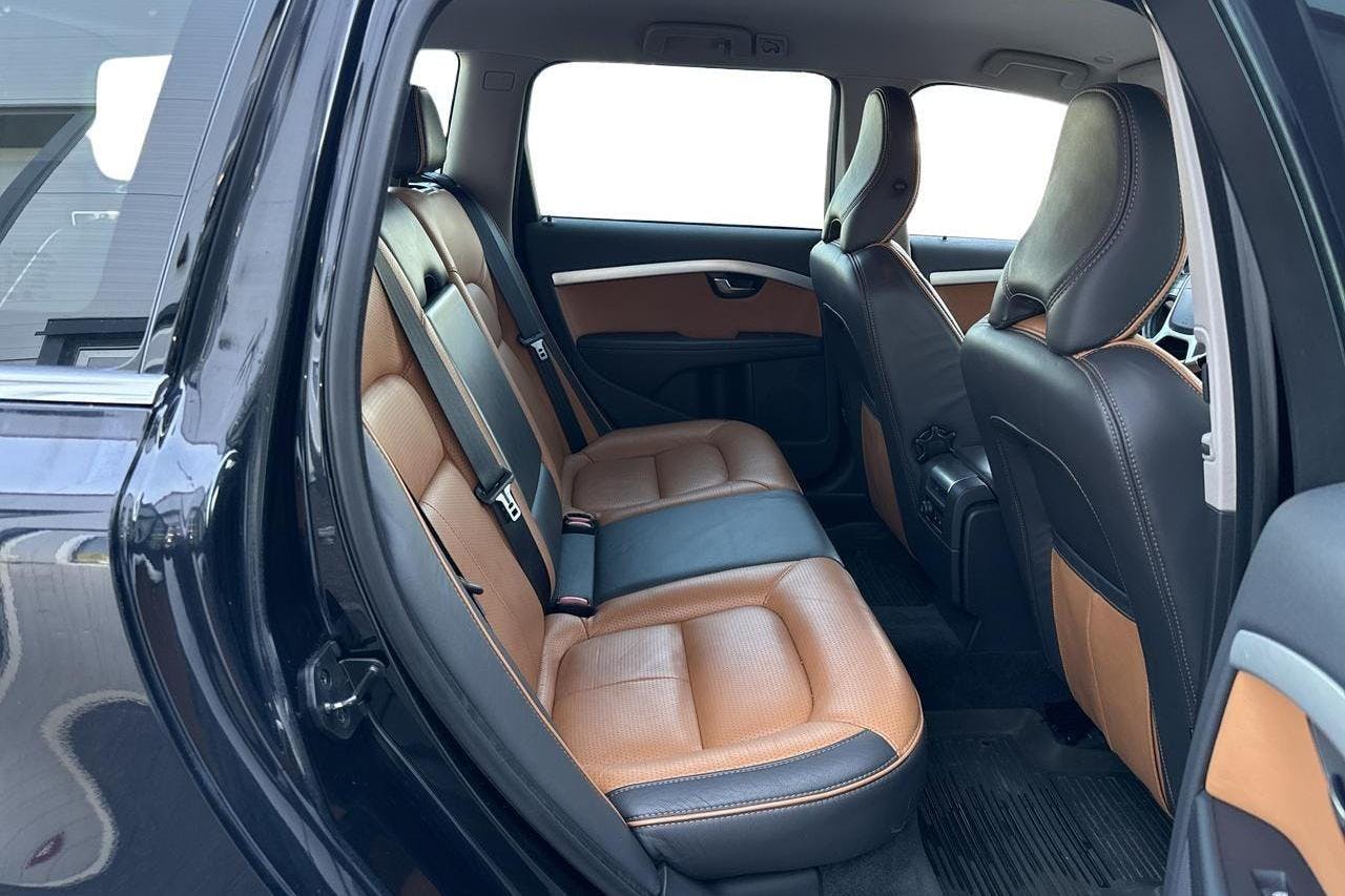 Volvo V70 II D3 (163hk) - 292 310 km - Automatic - black - 2011