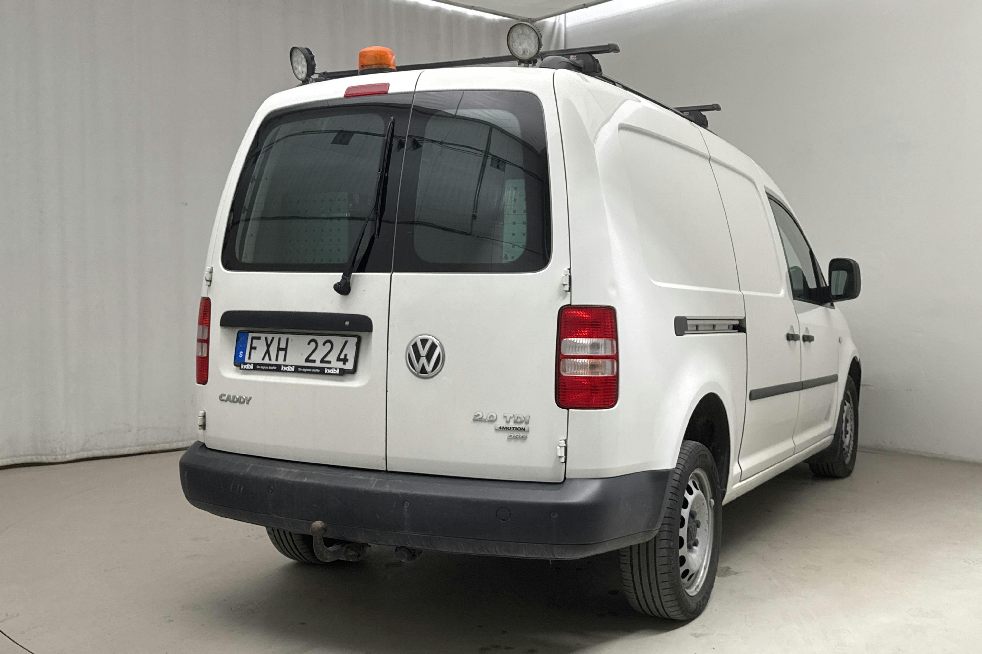 VW Caddy 2.0 TDI Maxi Skåp 4-motion (140hk) - 138 370 km - Automaatne - valge - 2013