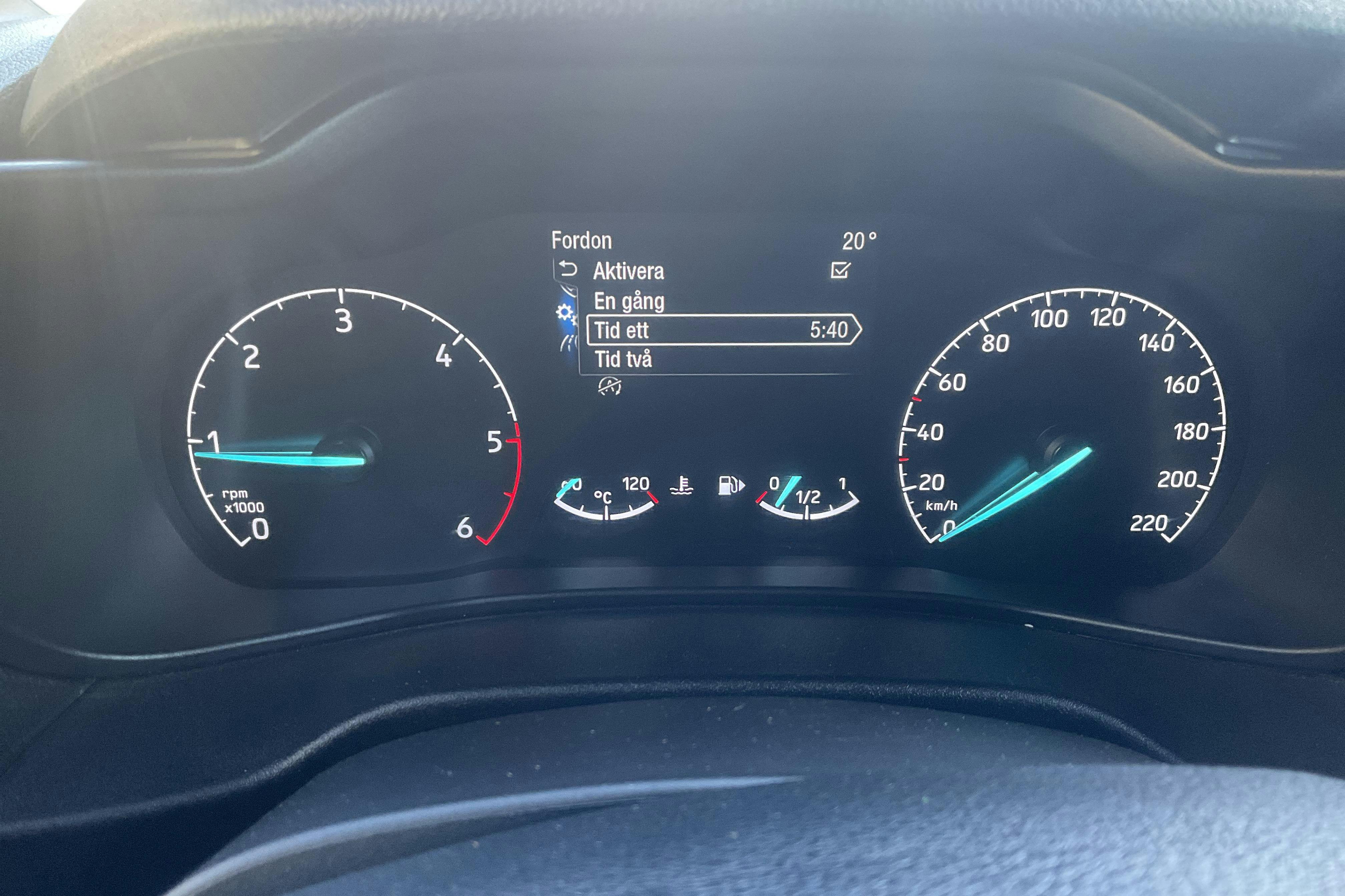 Ford Transit Connect 1.5 EcoBlue (100hk) - 14 074 mil - Manuell - grå - 2019