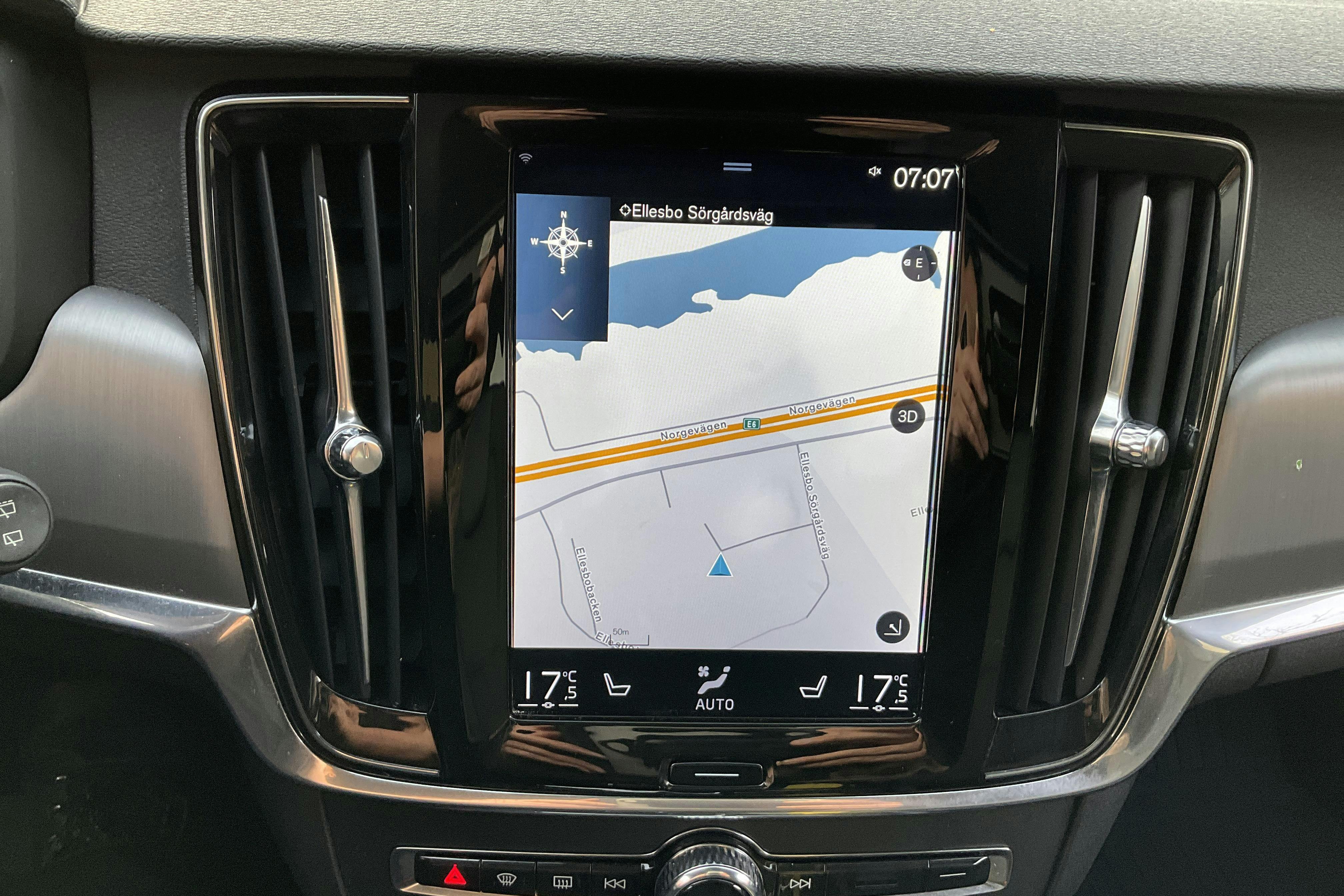 Volvo V90 D4 AWD (190hk) - 106 030 km - Automaatne - valge - 2020