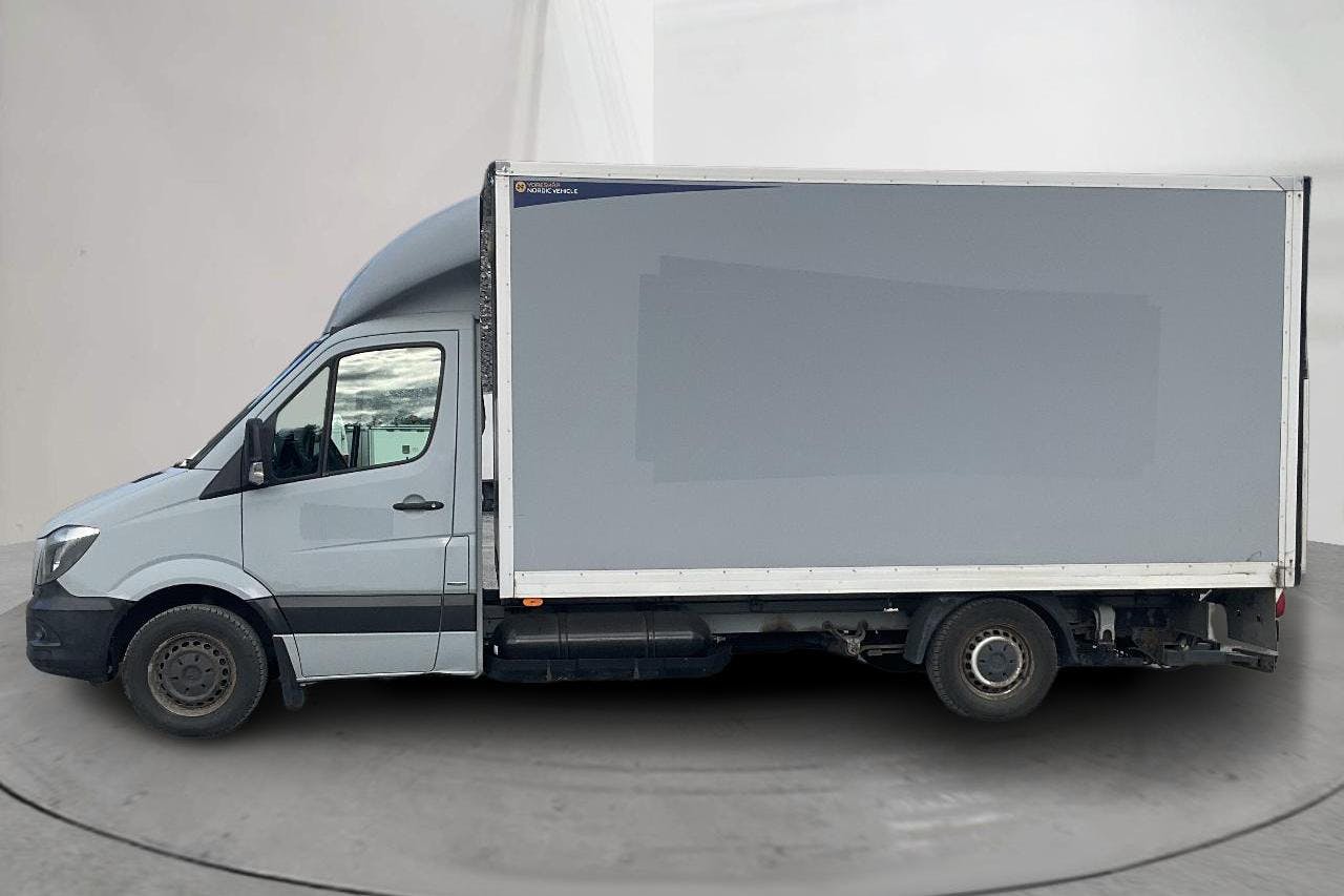 Mercedes Sprinter 316 NGT Volymskåp (156hk) - 172 170 km - Automaatne - hall - 2016
