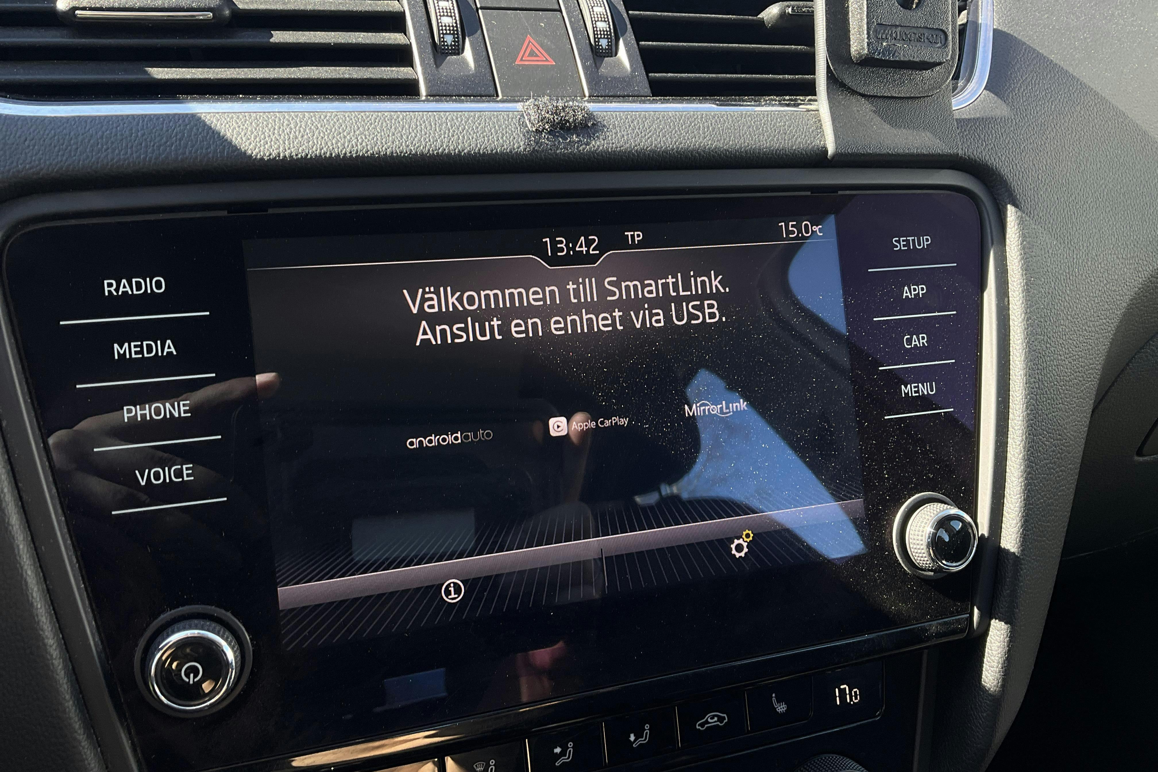 Skoda Octavia III 1.4 TSI G-TEC (110hk) - 188 130 km - Manuaalinen - valkoinen - 2018