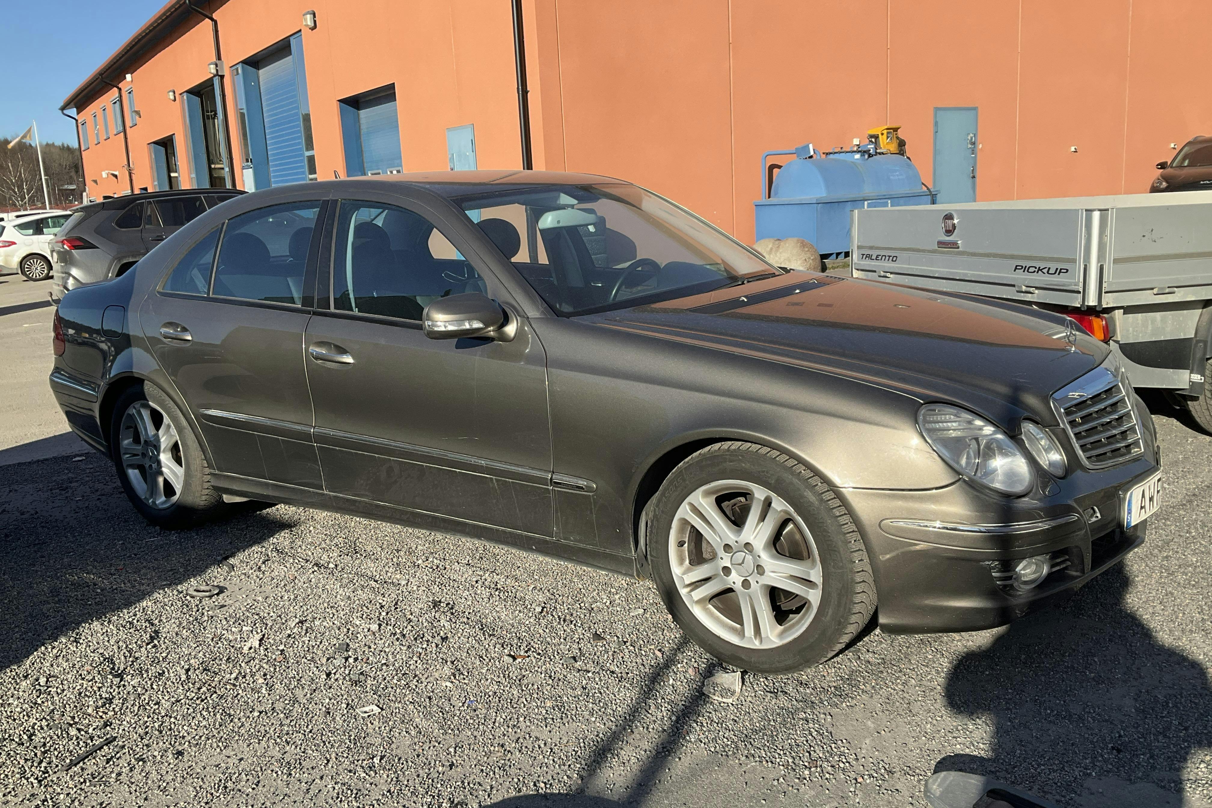 Mercedes E 200 Kompressor W211 (184hk) - 236 930 km - Automaatne - hõbe - 2007