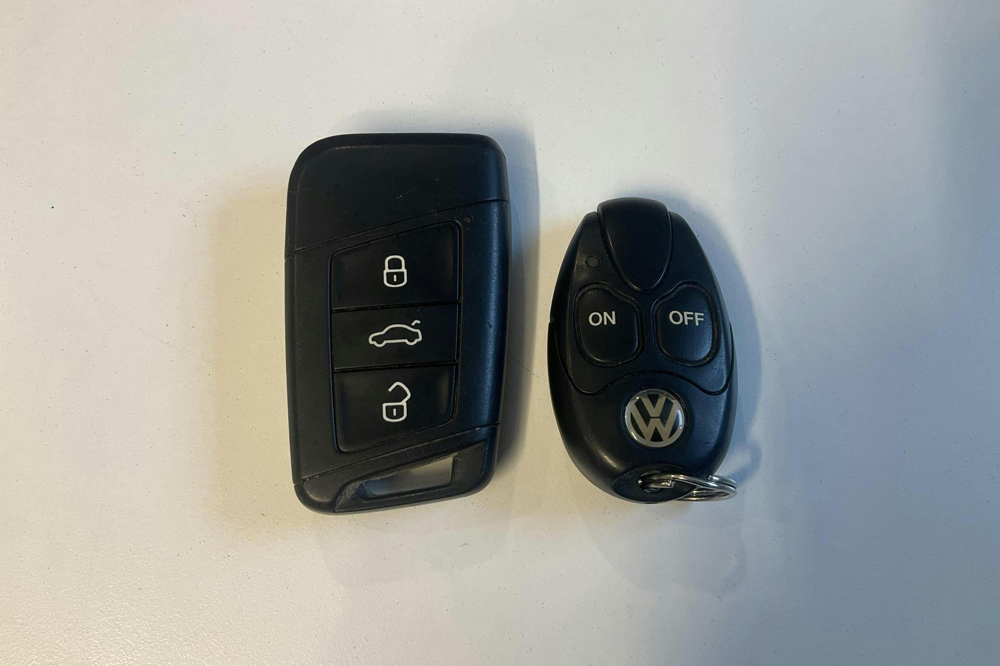 VW Passat 2.0 TDI Sportscombi (150hk) - 181 920 km - Automatic - black - 2015